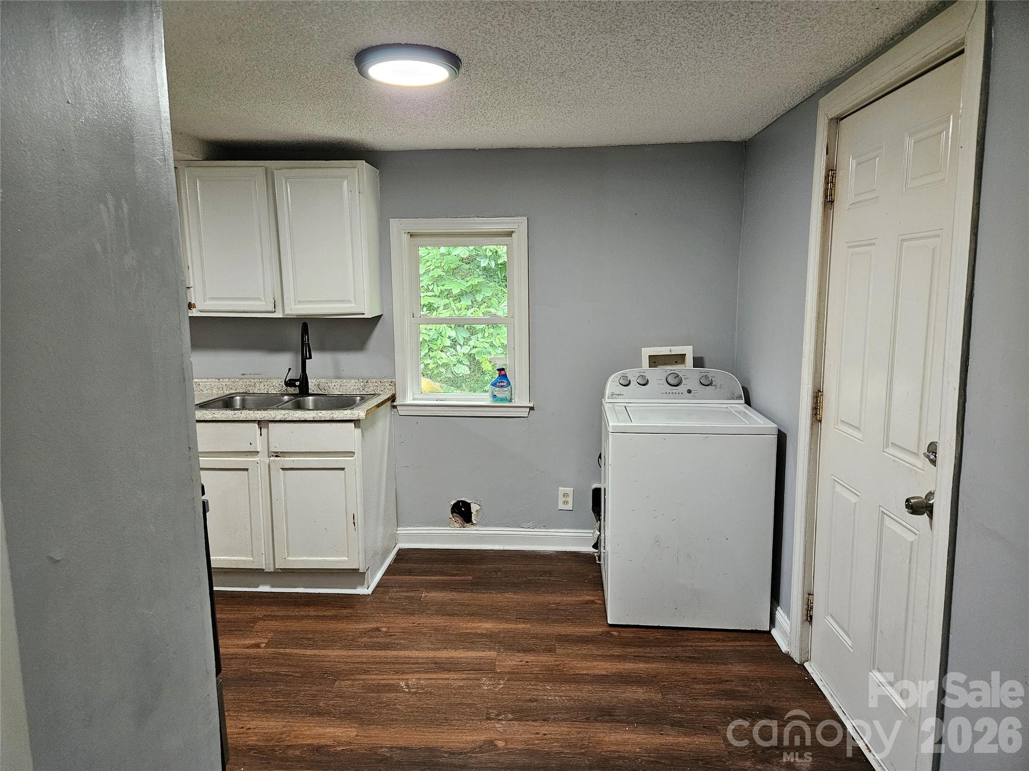 3010 Capitol Drive — Charlotte