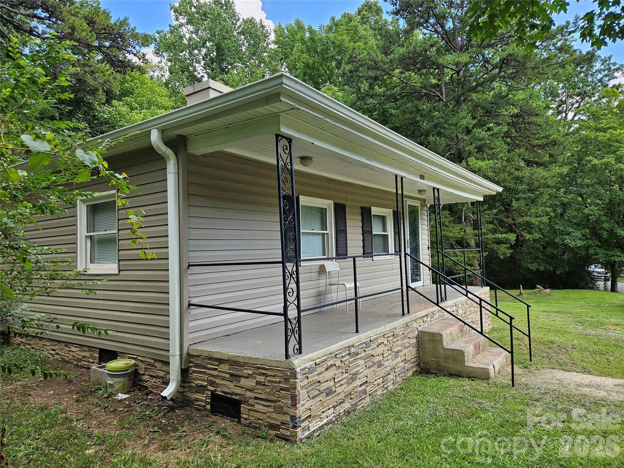 3010 Capitol Drive — Charlotte