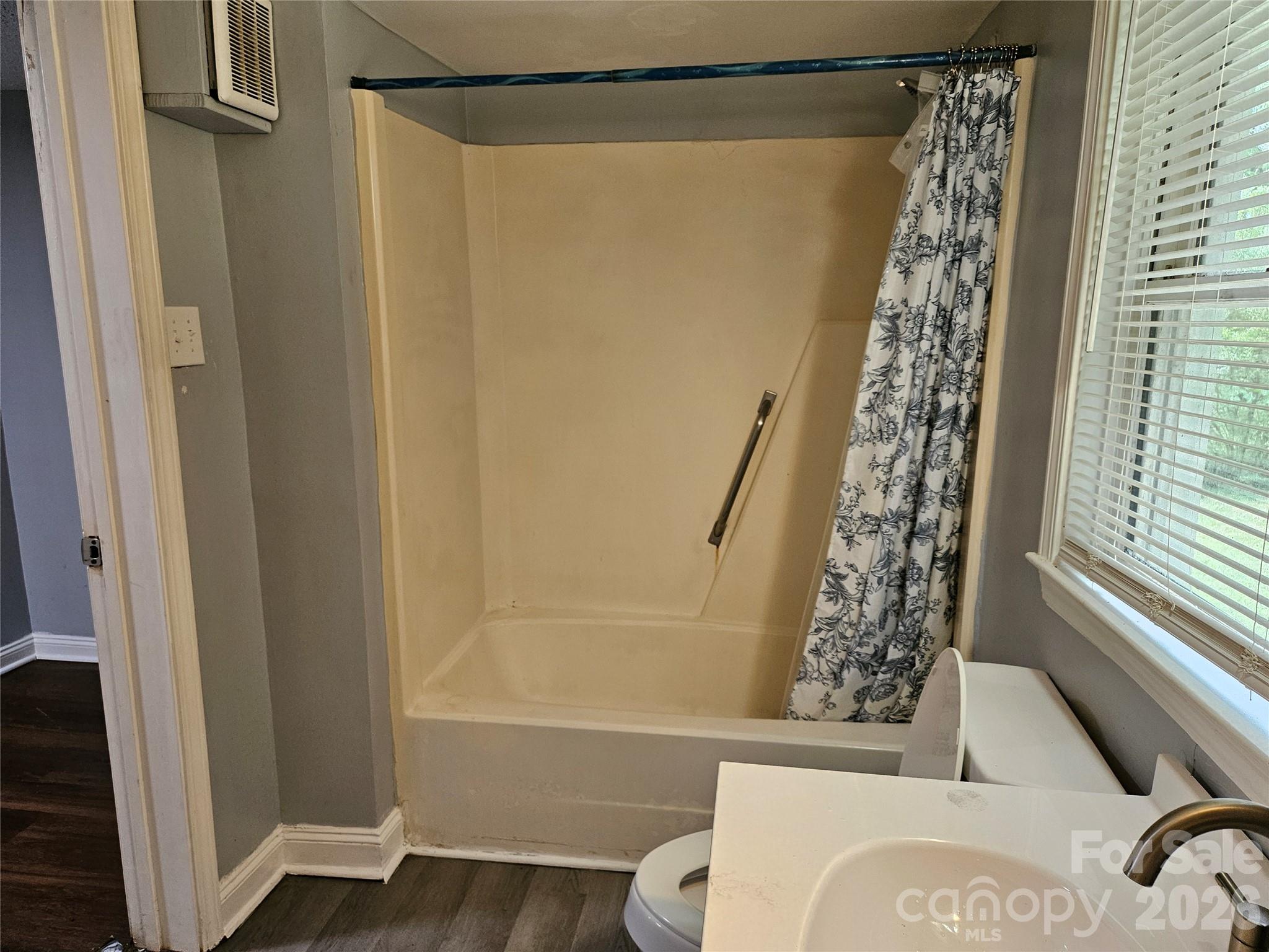 3010 Capitol Drive — Charlotte