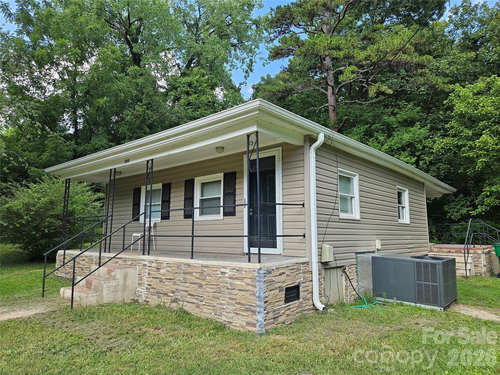 3010 Capitol Drive — Charlotte