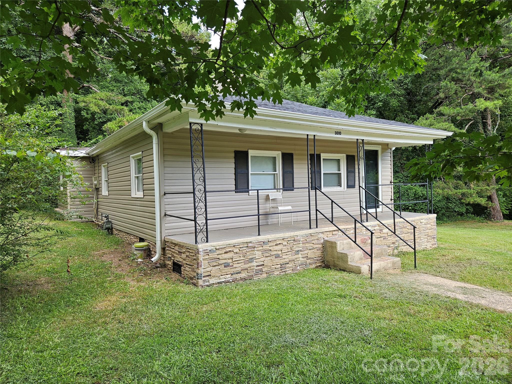 3010 Capitol Drive — Charlotte