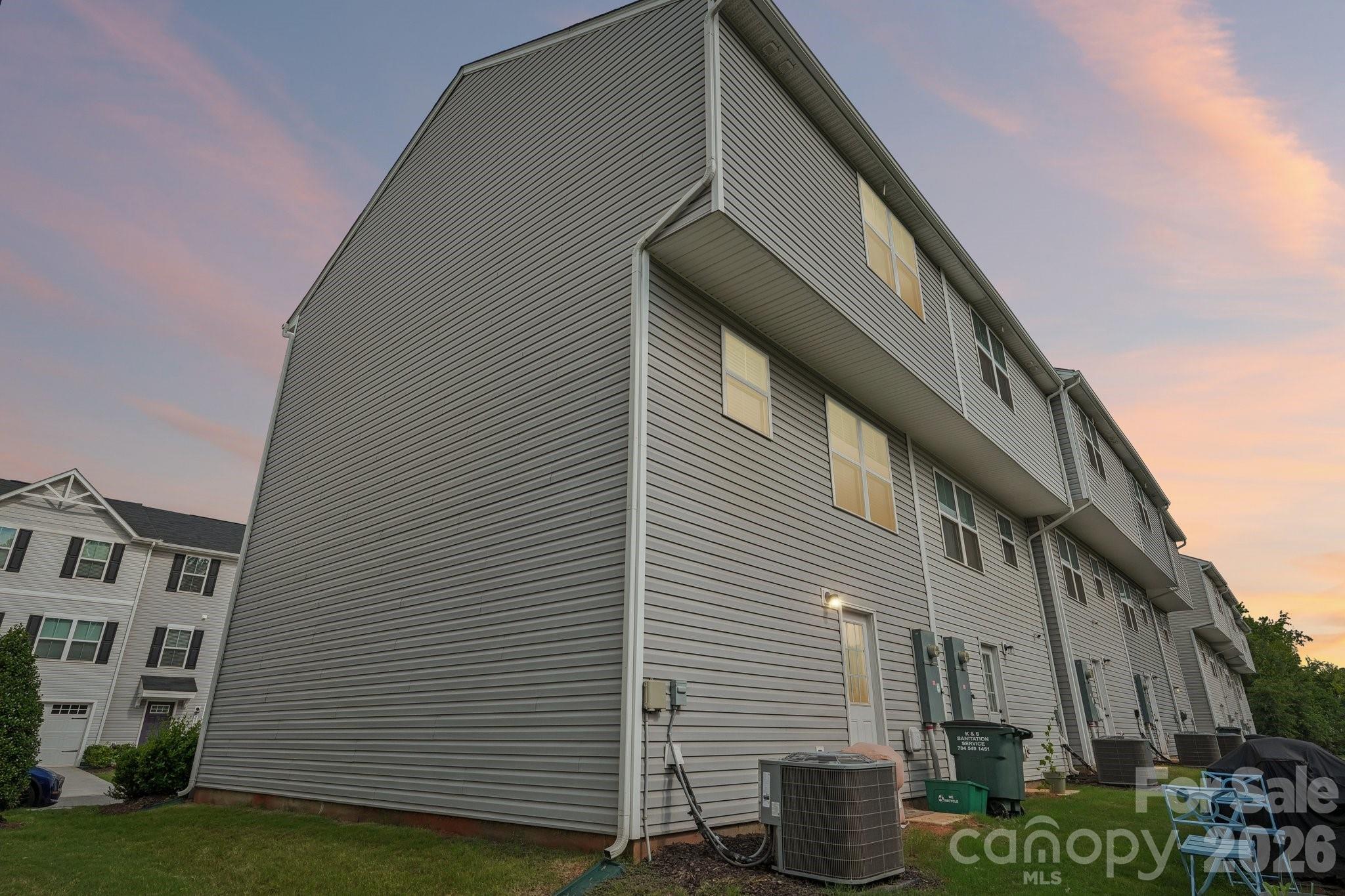 2041 Langer Street — Charlotte