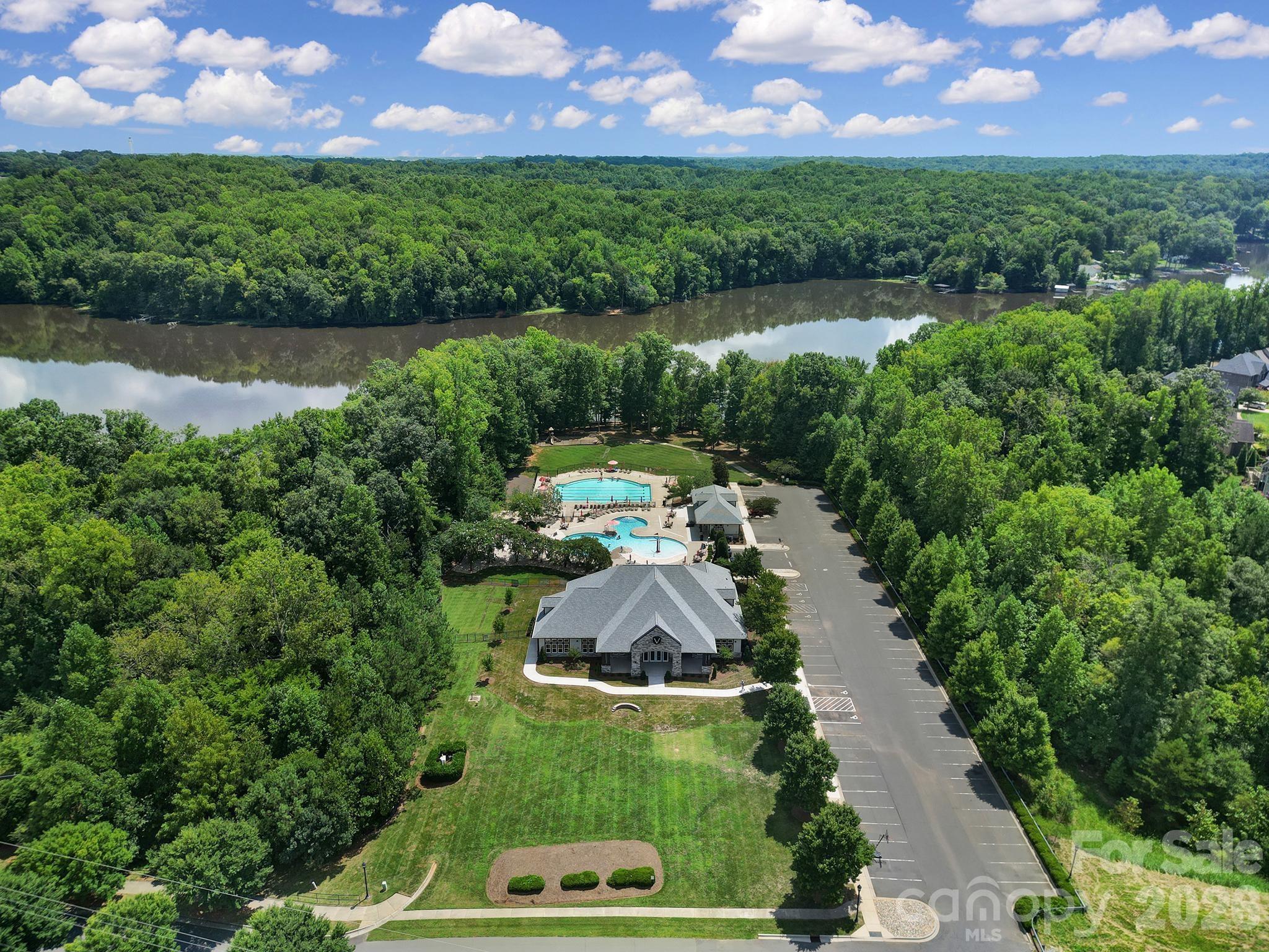1117 Alicante Avenue — Charlotte