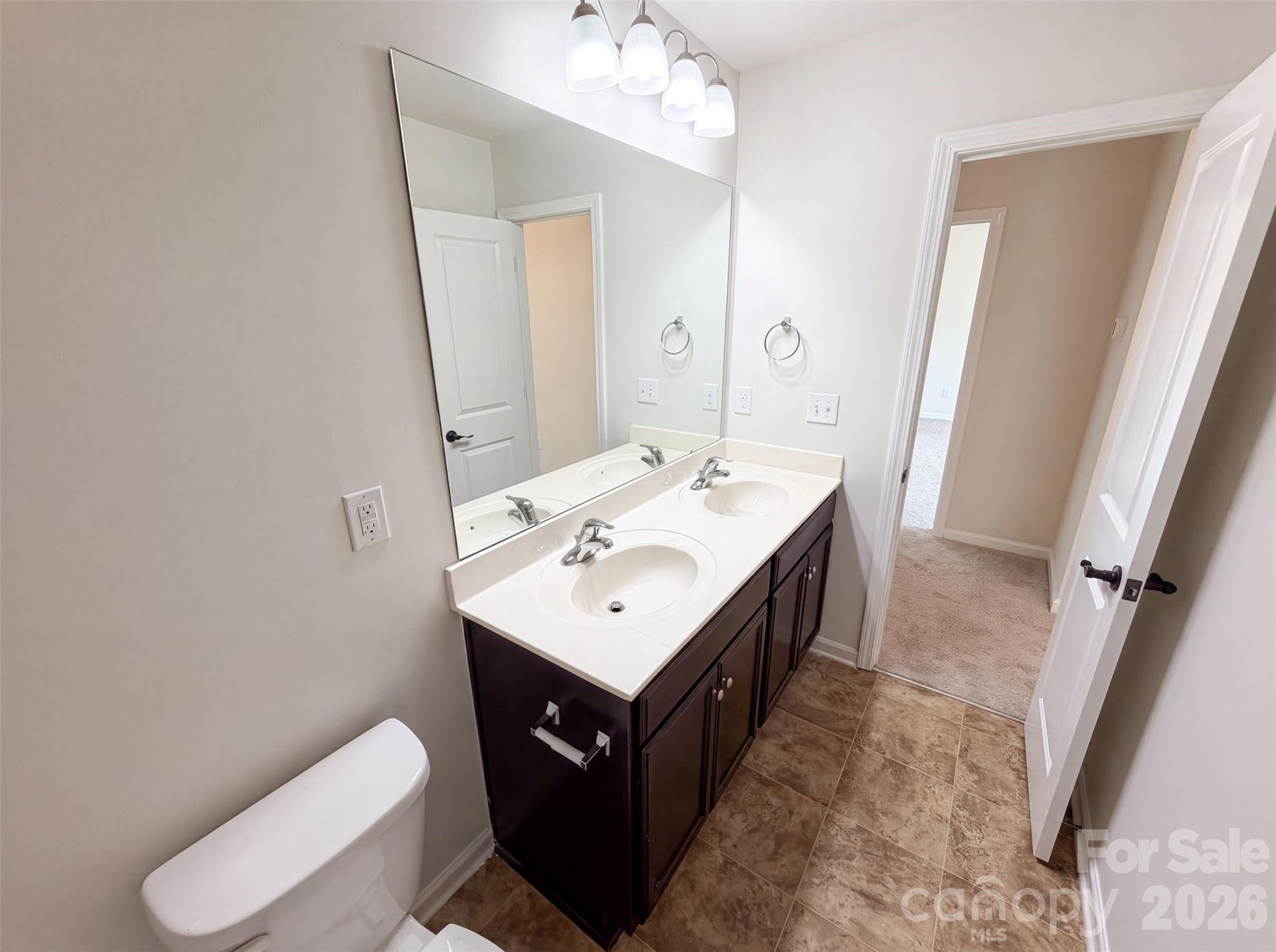 9833 Wardley Drive — Charlotte