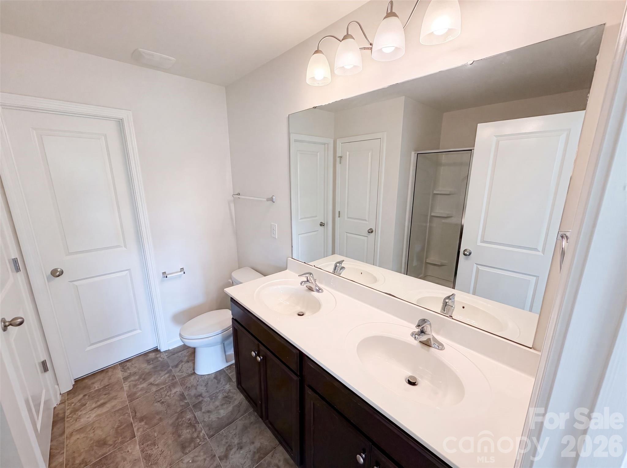 9833 Wardley Drive — Charlotte