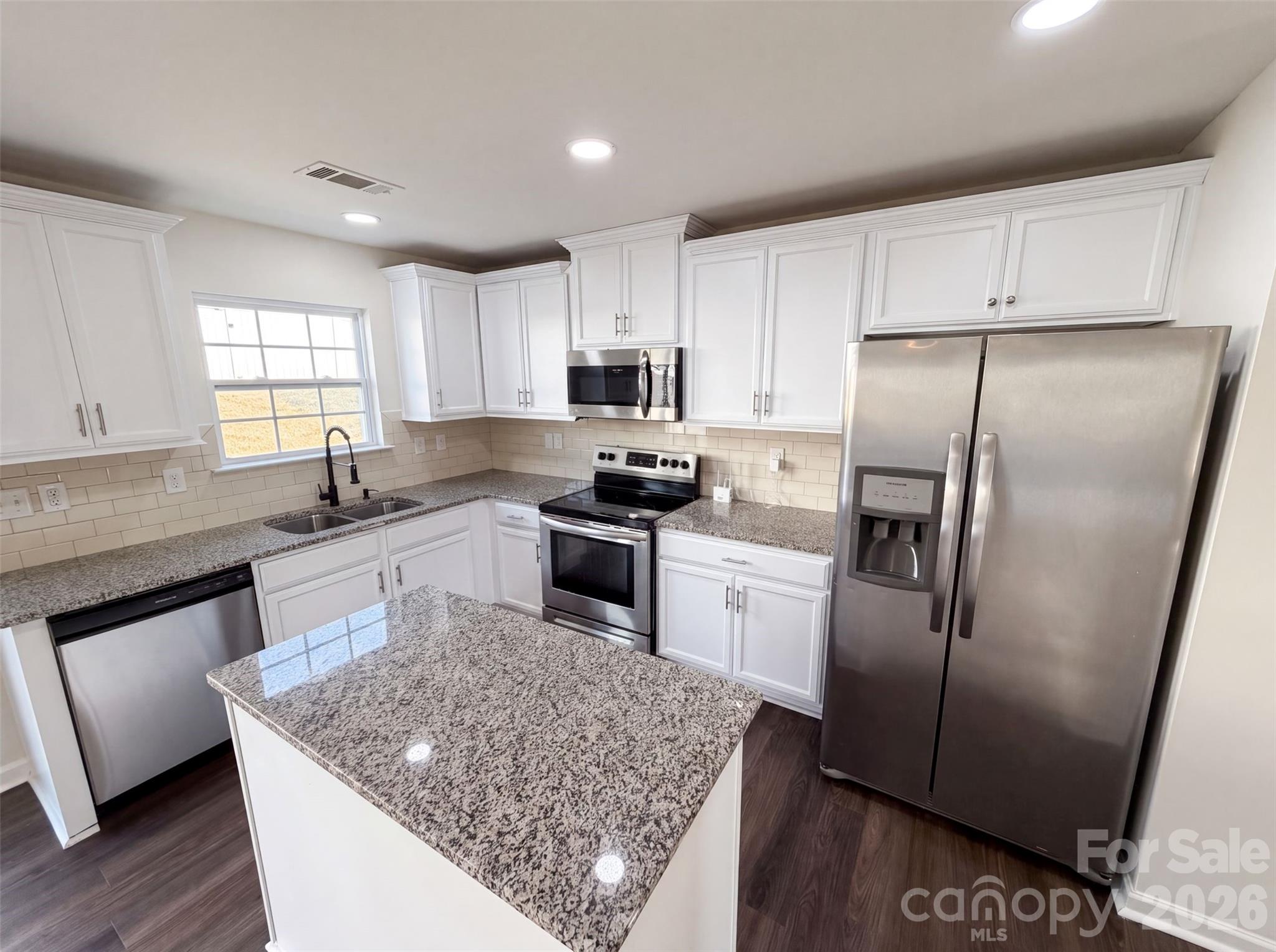 9833 Wardley Drive — Charlotte