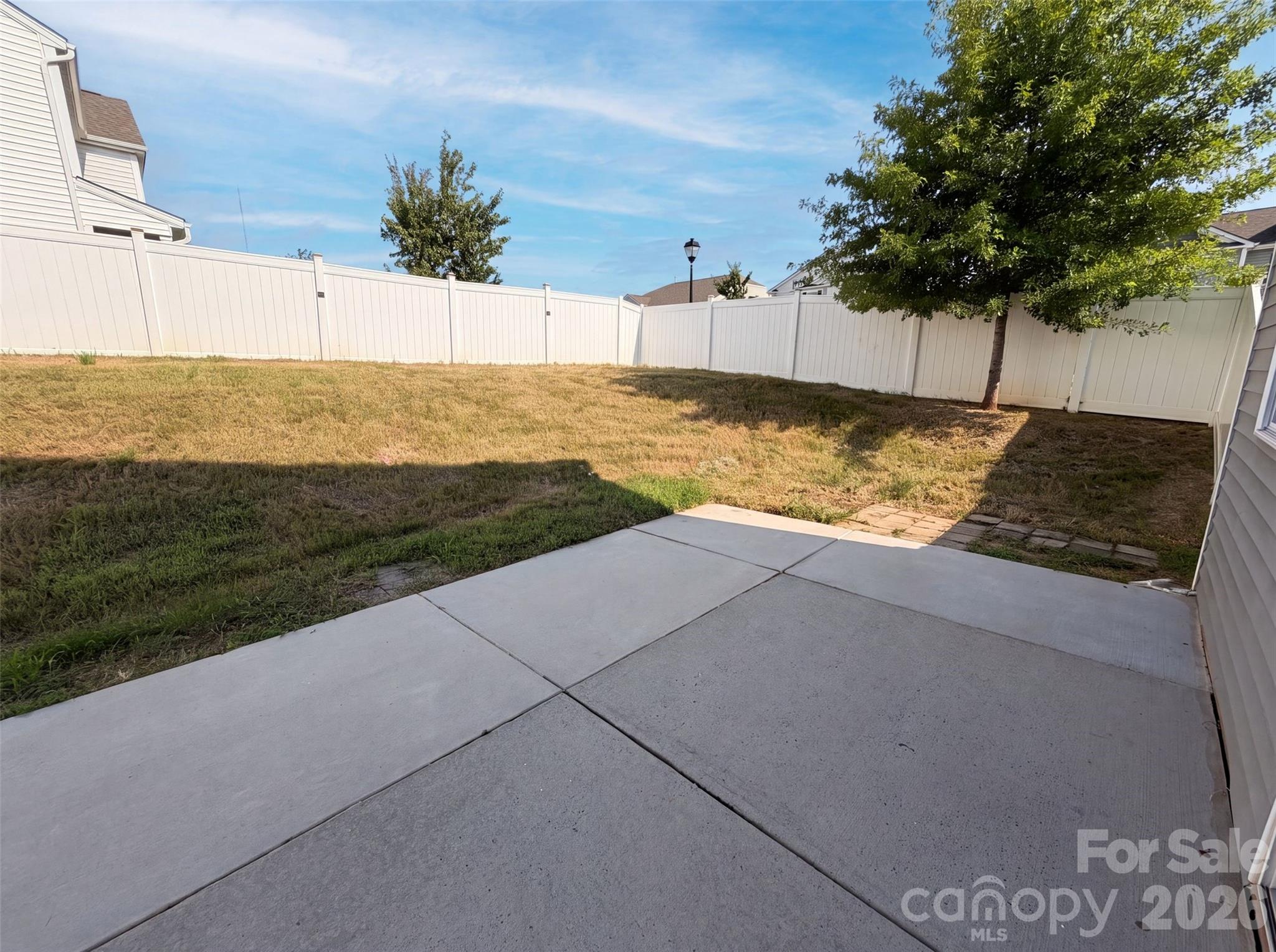 9833 Wardley Drive — Charlotte
