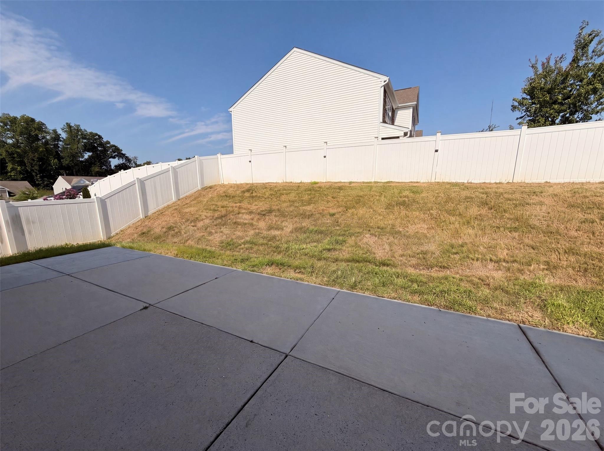 9833 Wardley Drive — Charlotte