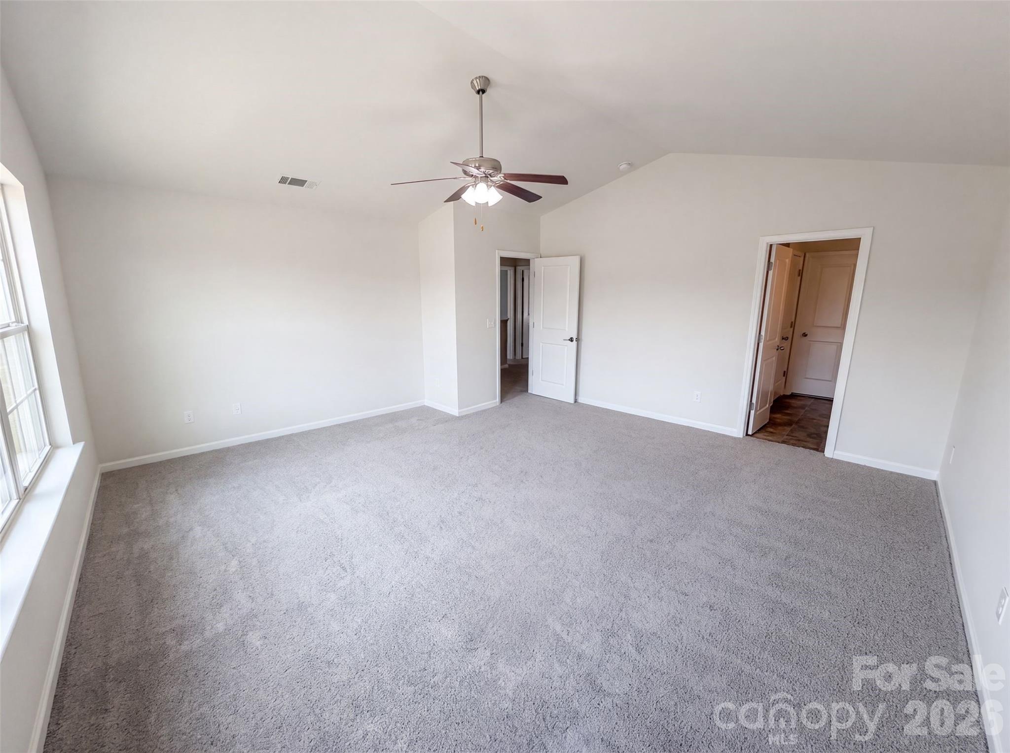 9833 Wardley Drive — Charlotte