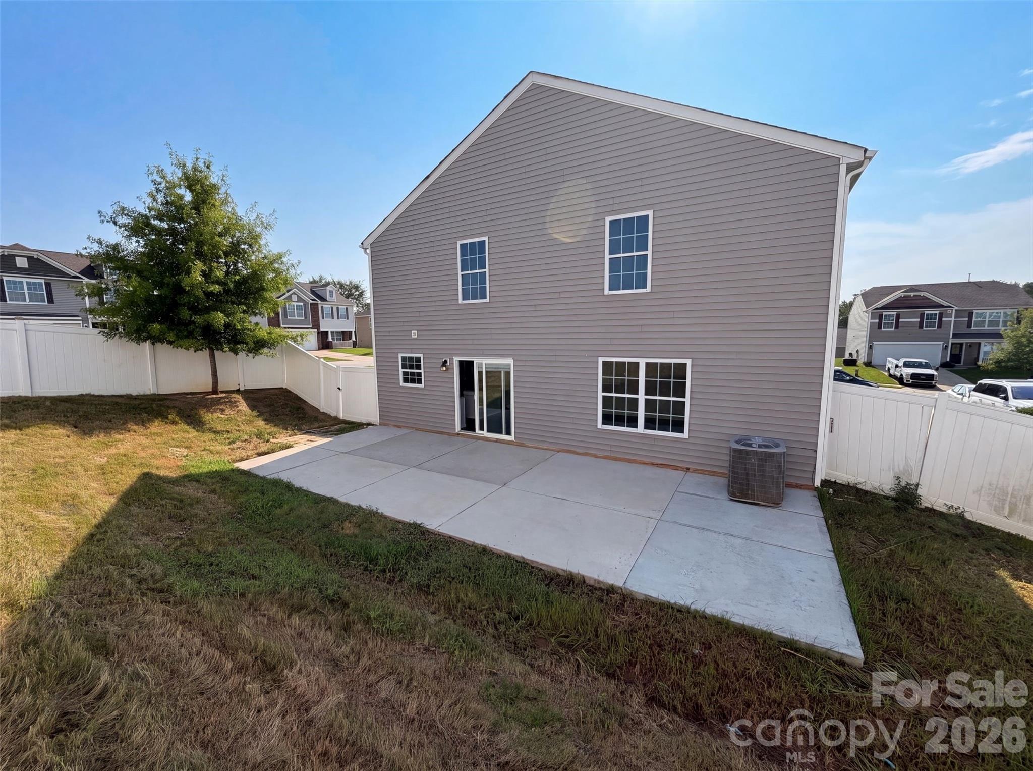 9833 Wardley Drive — Charlotte