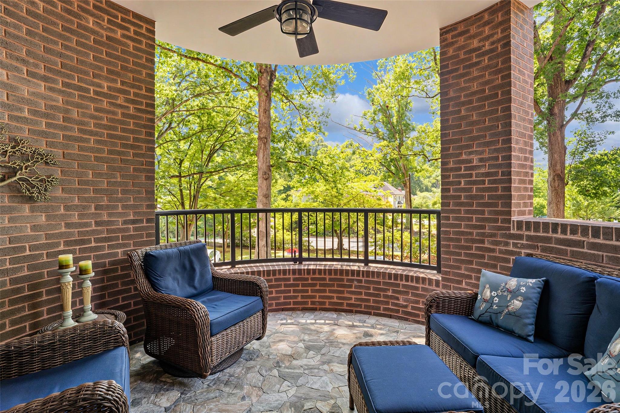 810 Cherokee Road — Charlotte