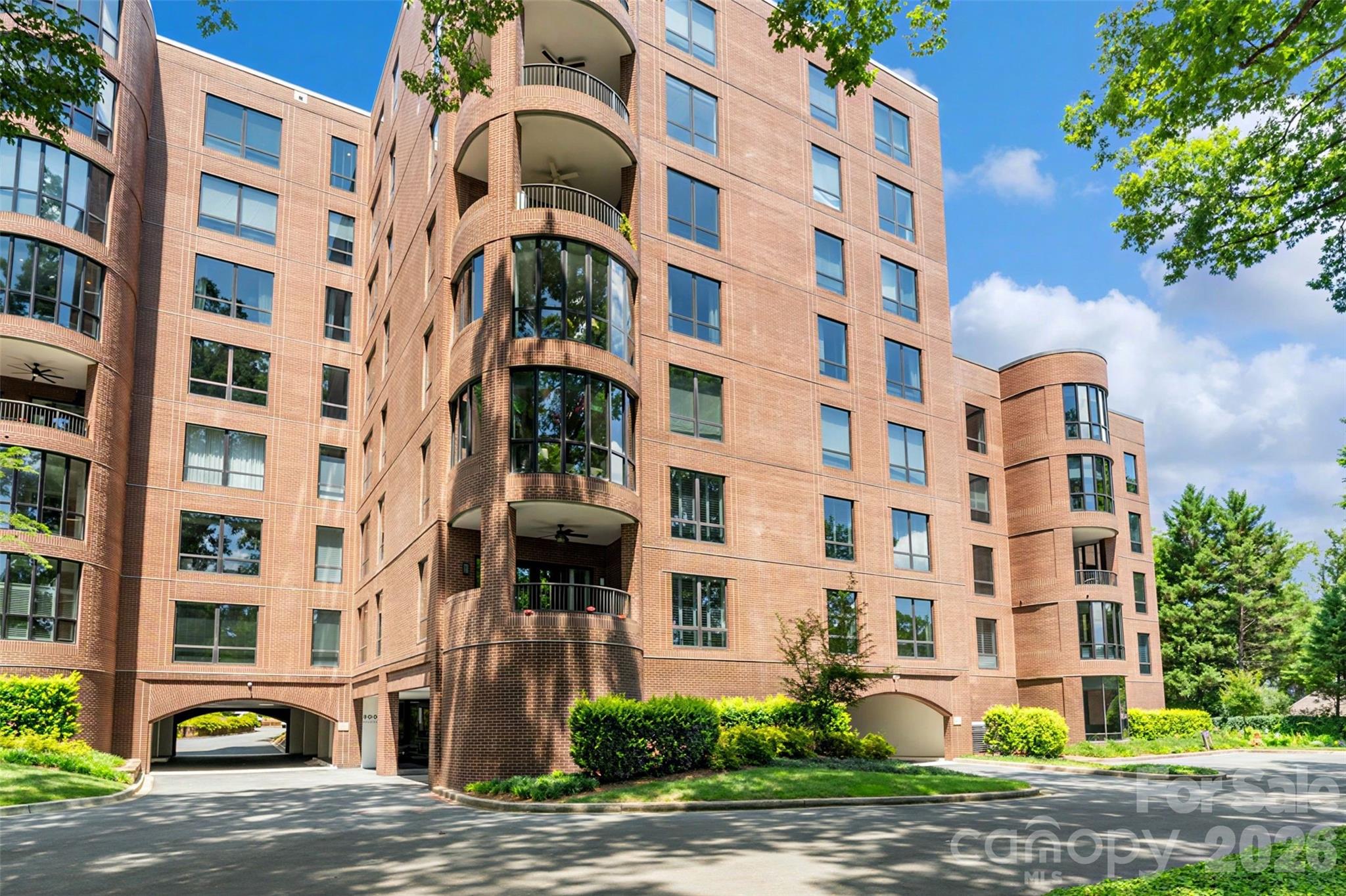 810 Cherokee Road — Charlotte