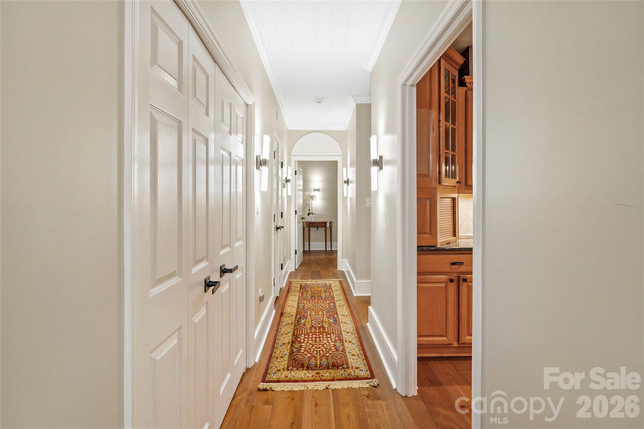 810 Cherokee Road — Charlotte