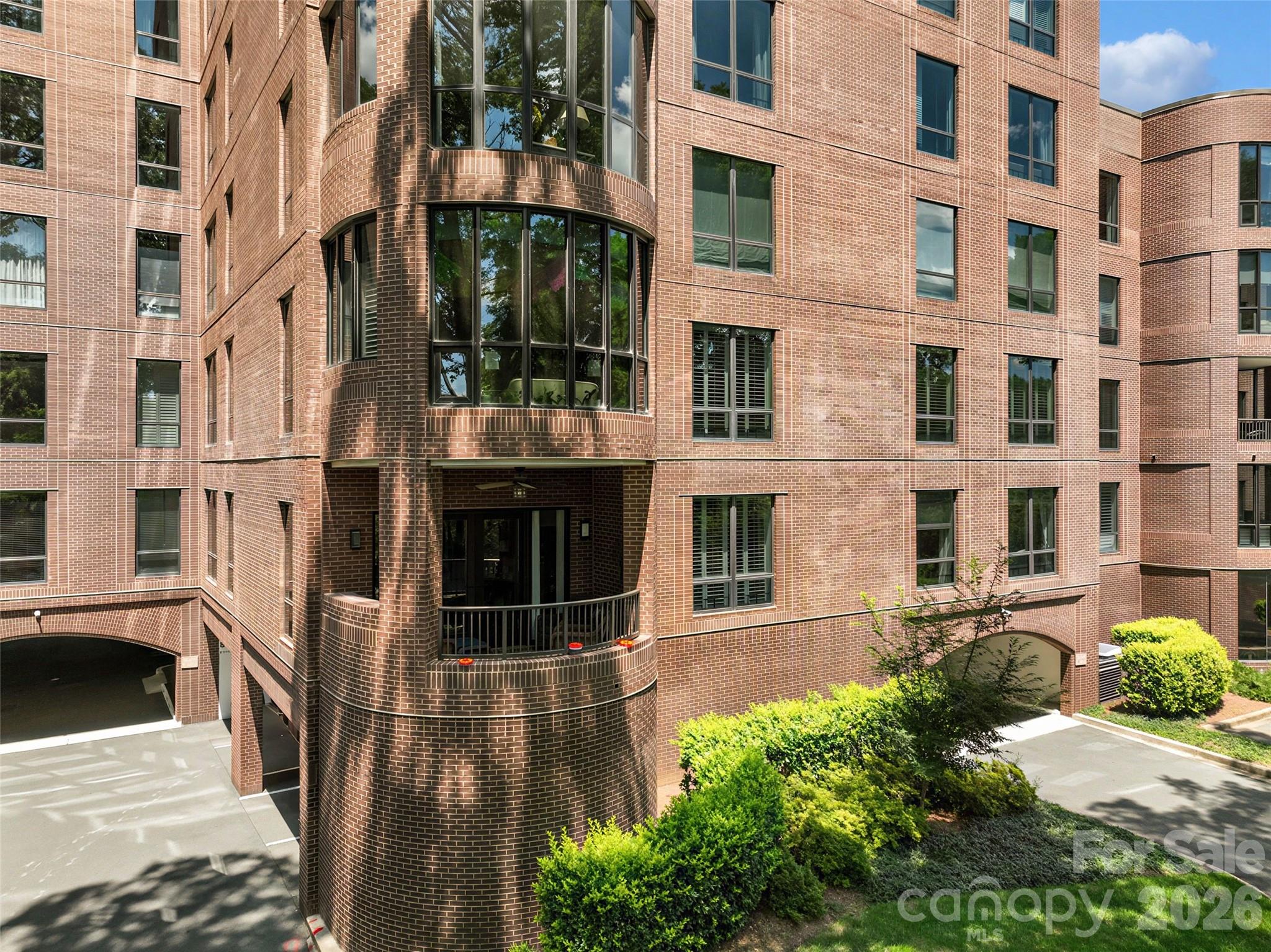 810 Cherokee Road — Charlotte