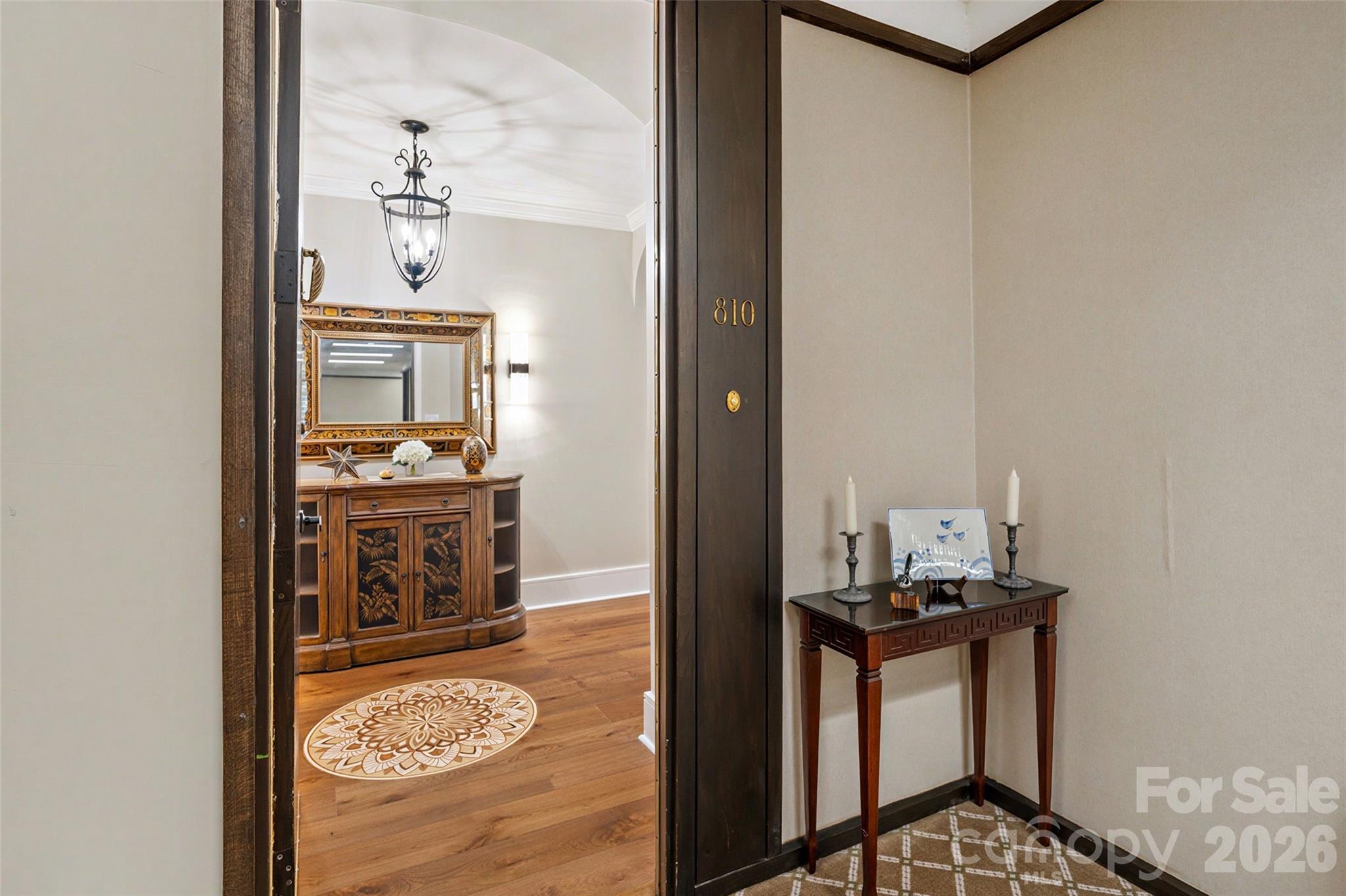 810 Cherokee Road — Charlotte