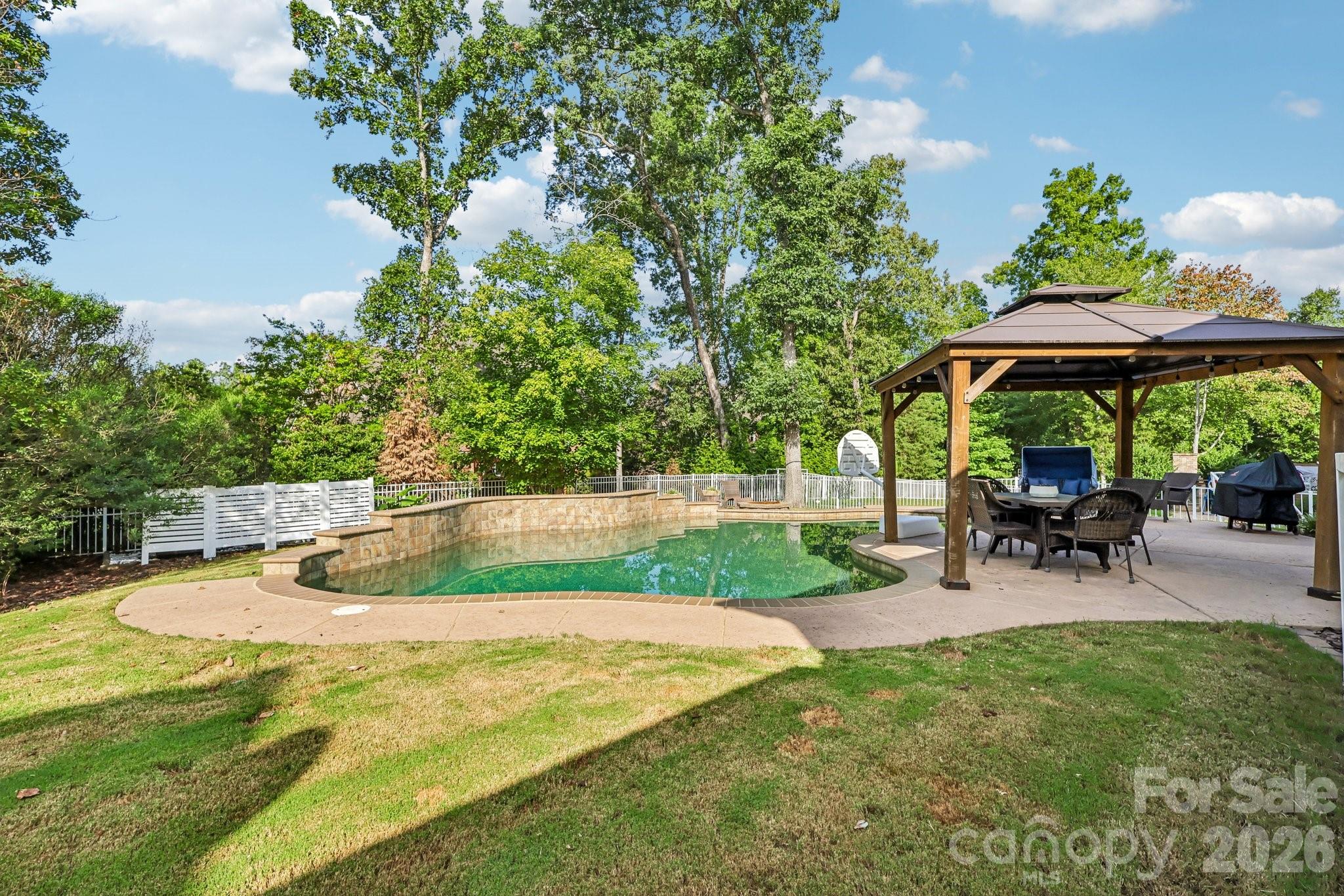 3812 Litchfield Drive — Waxhaw