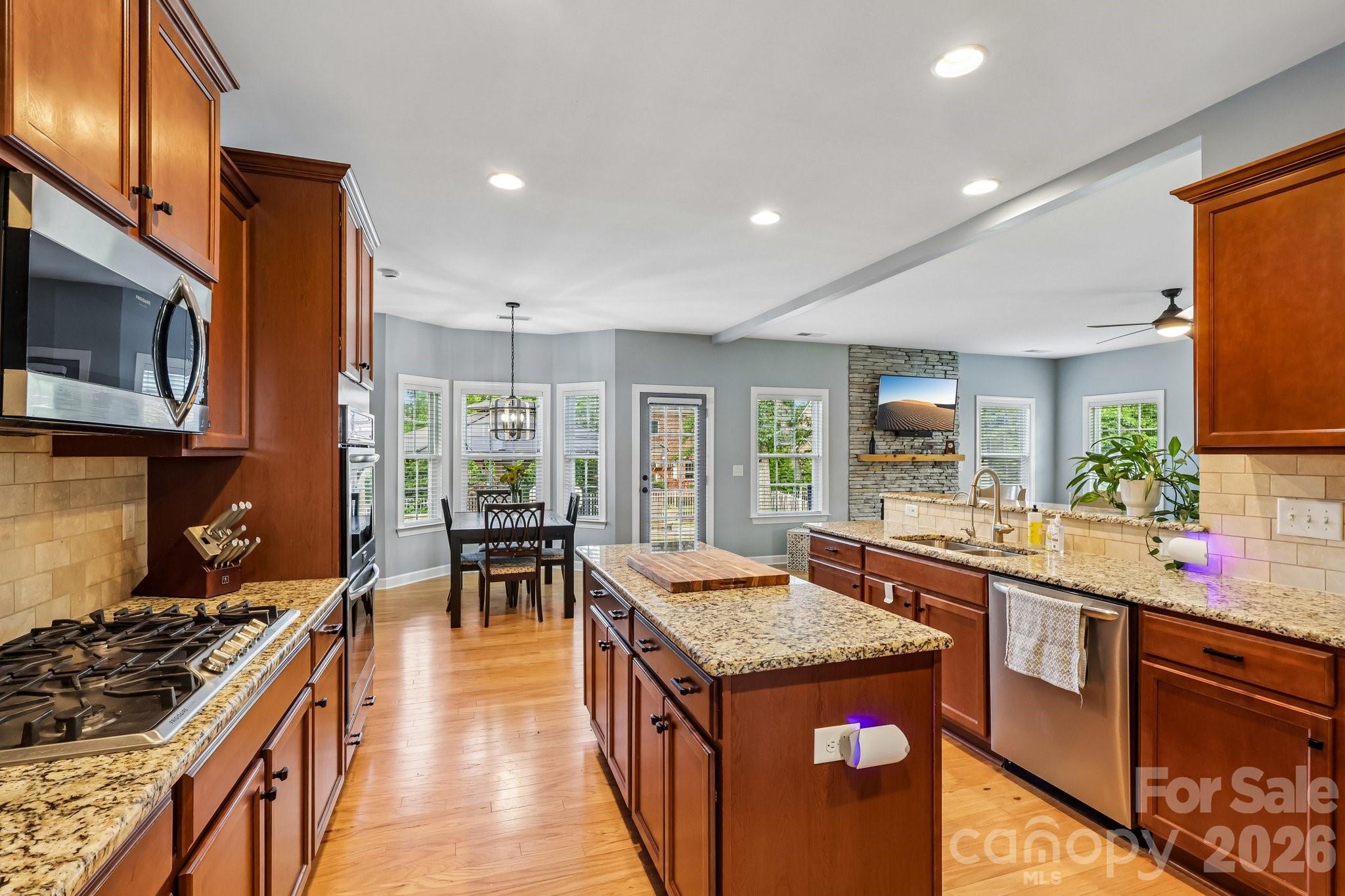 3812 Litchfield Drive — Waxhaw