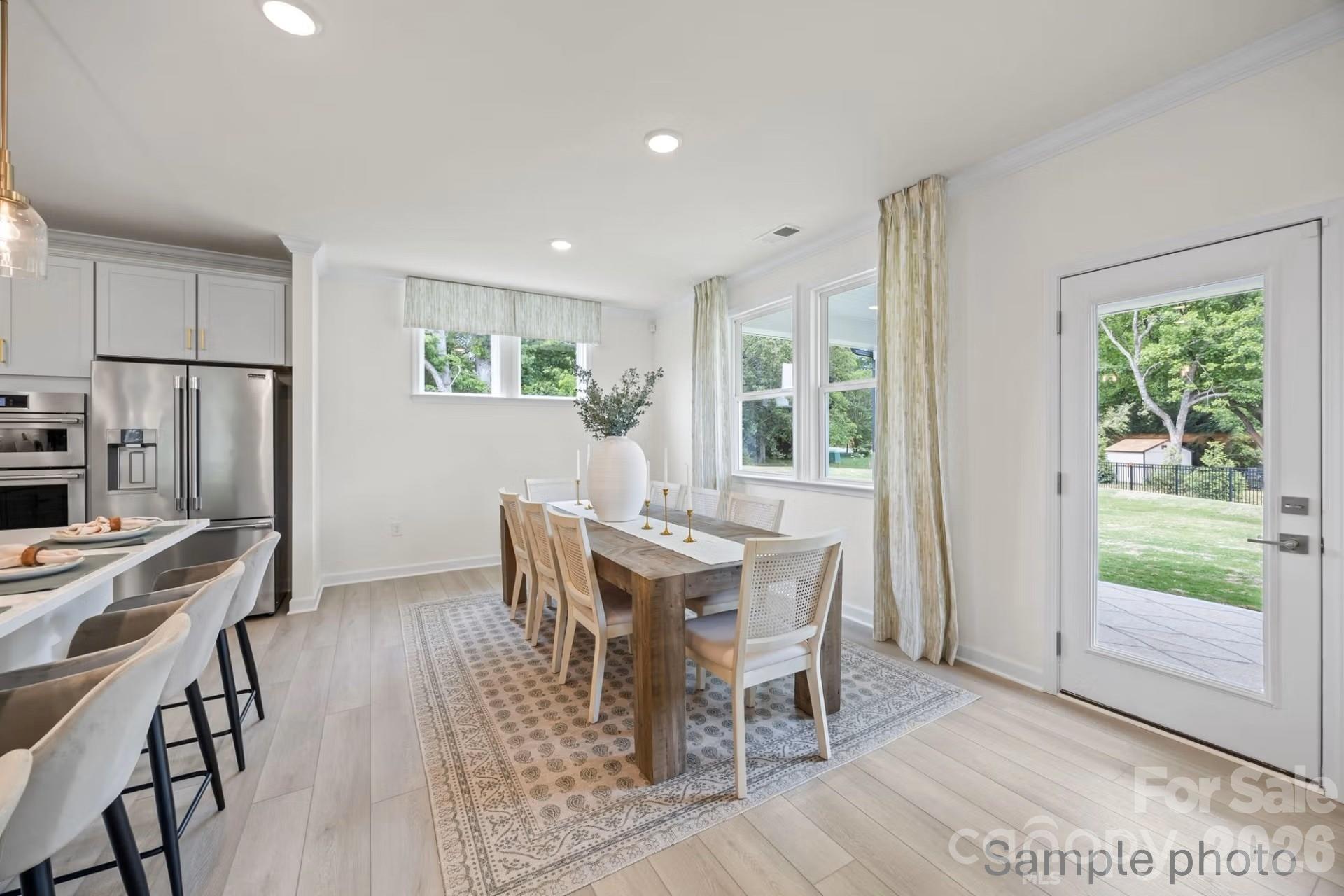 2941 audubon Ridge #28 — Belmont
