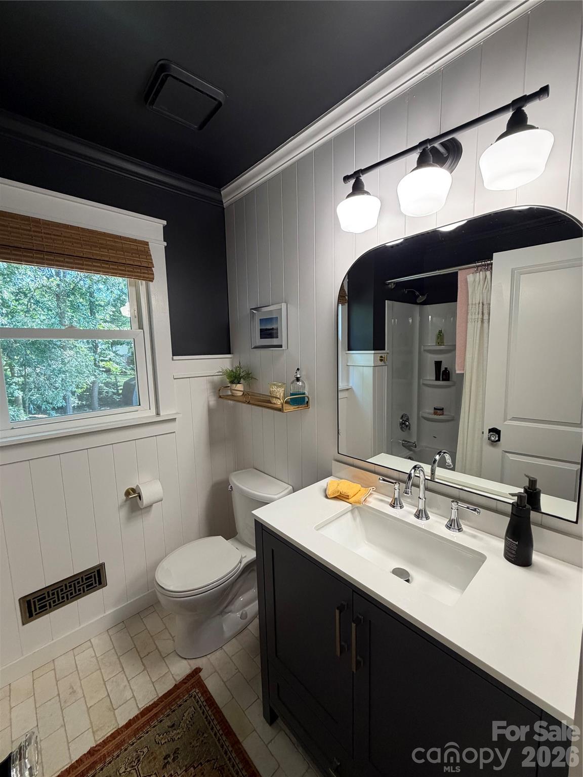 8929 Gamesford Drive — Charlotte