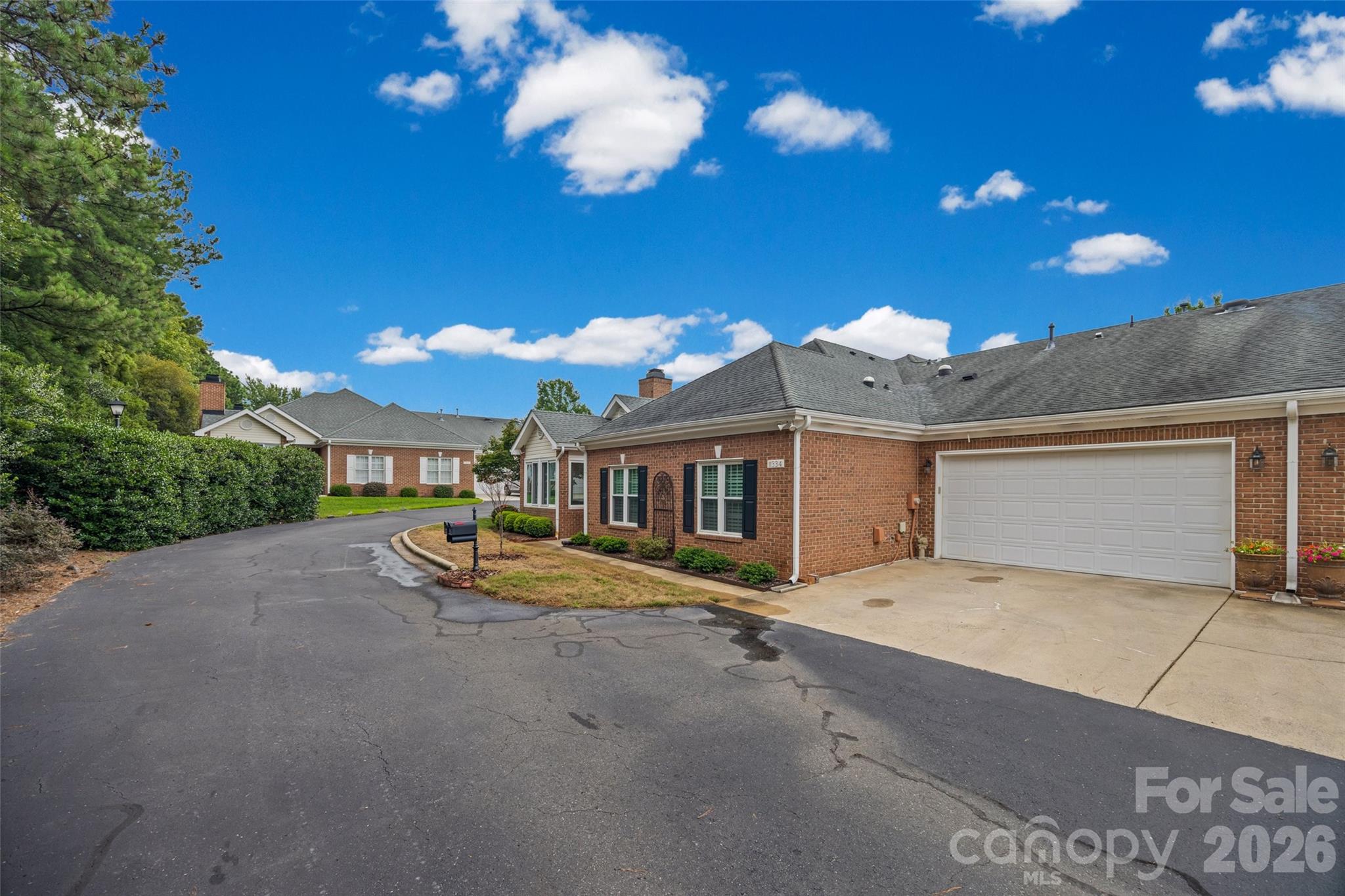 11334 Olde Turnbury Court — Charlotte