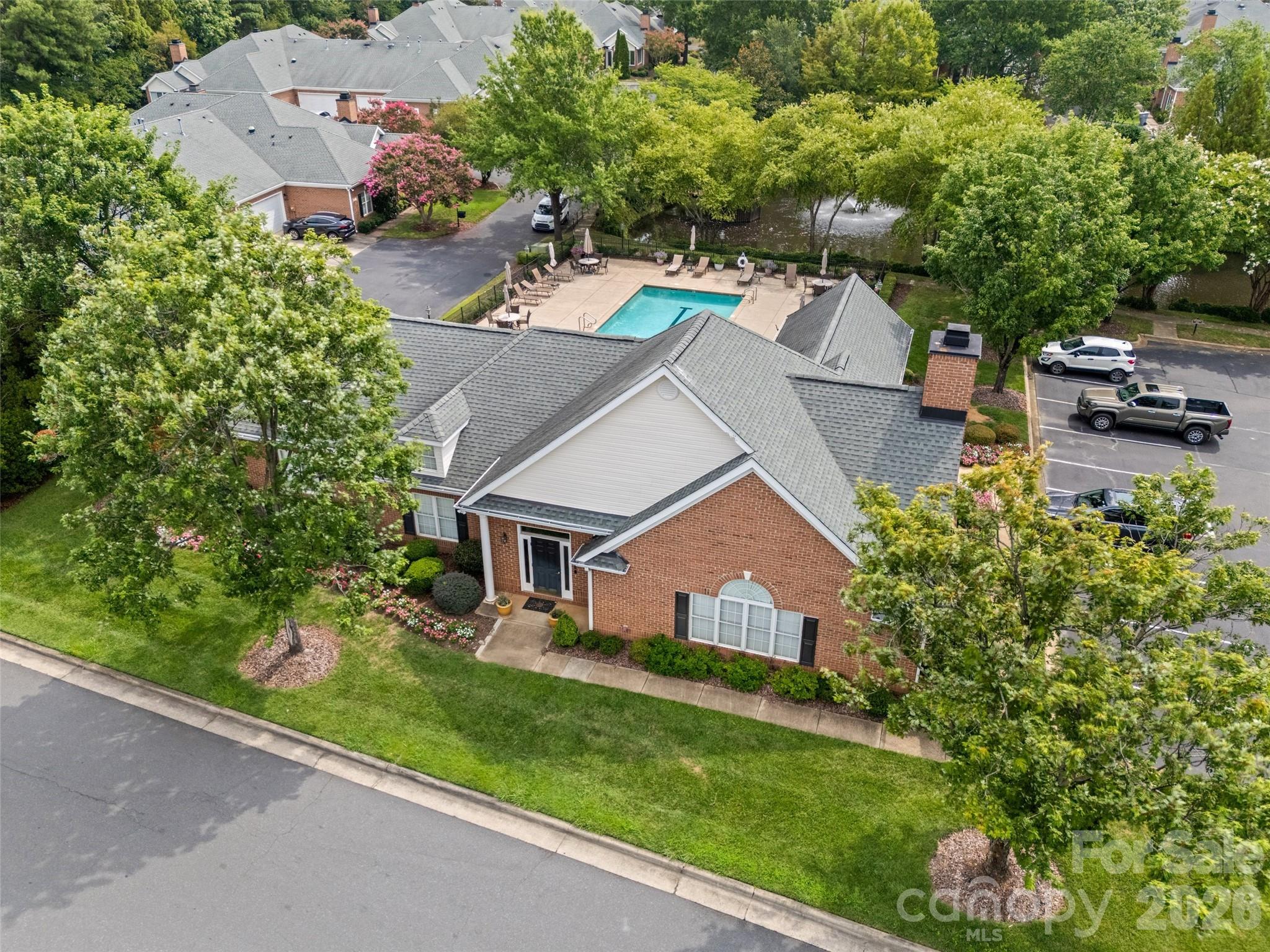 11334 Olde Turnbury Court — Charlotte