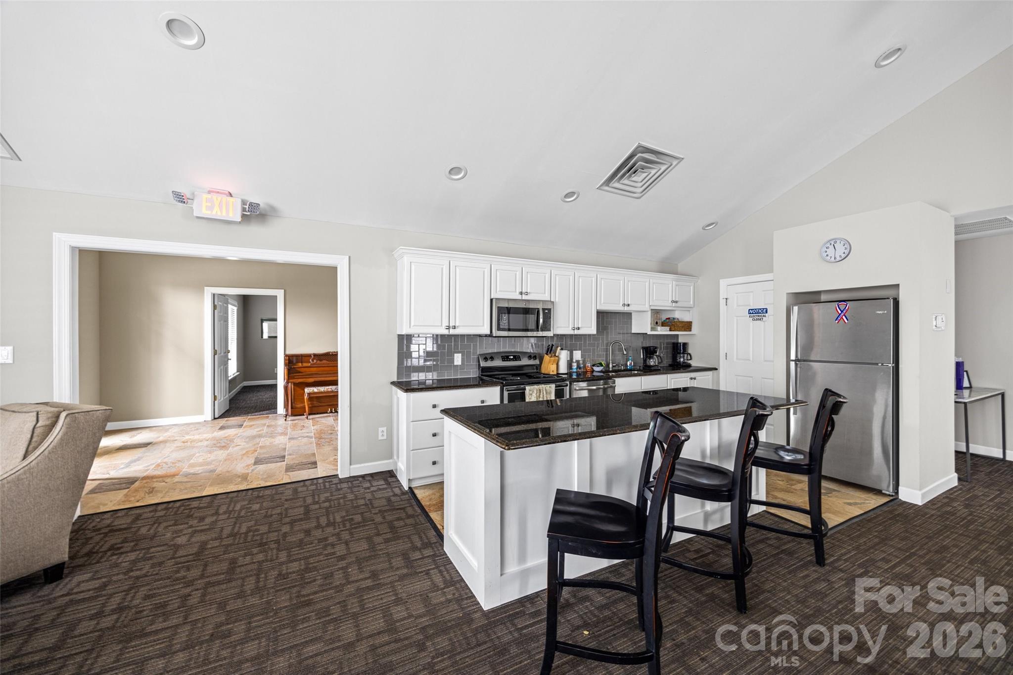11334 Olde Turnbury Court — Charlotte