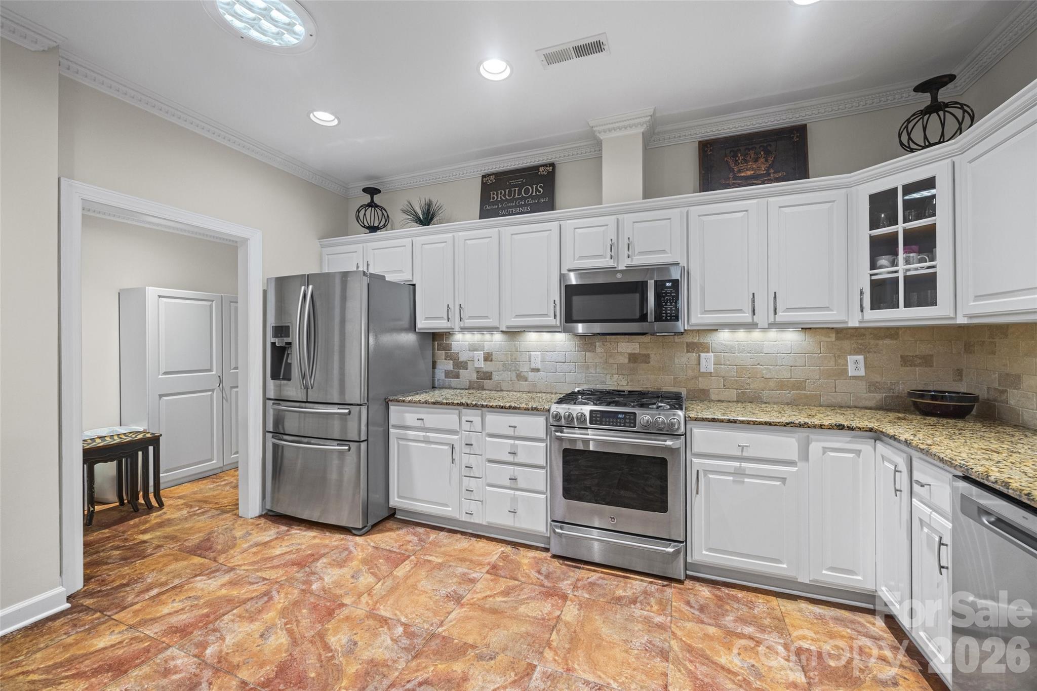 11334 Olde Turnbury Court — Charlotte