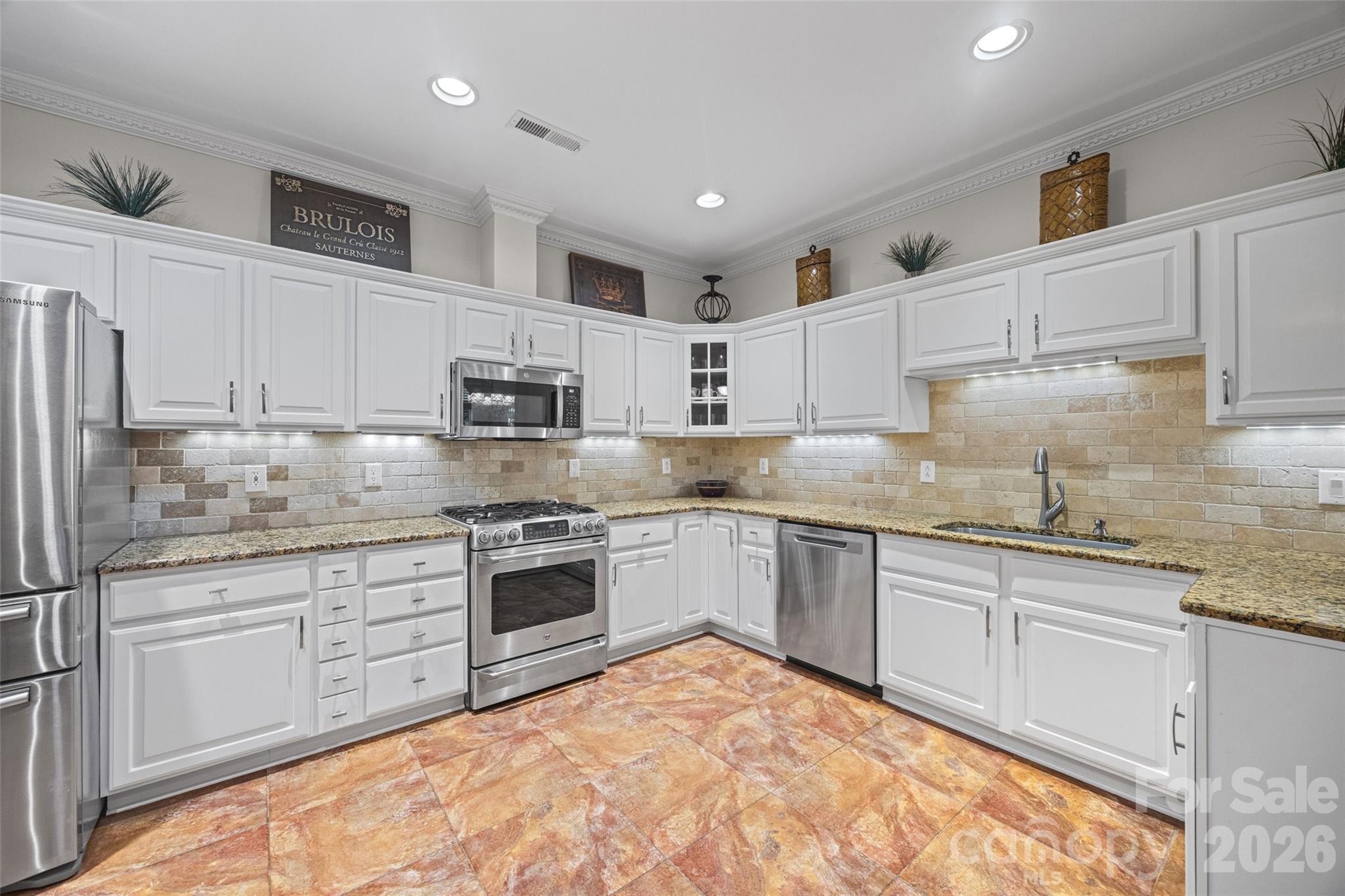 11334 Olde Turnbury Court — Charlotte