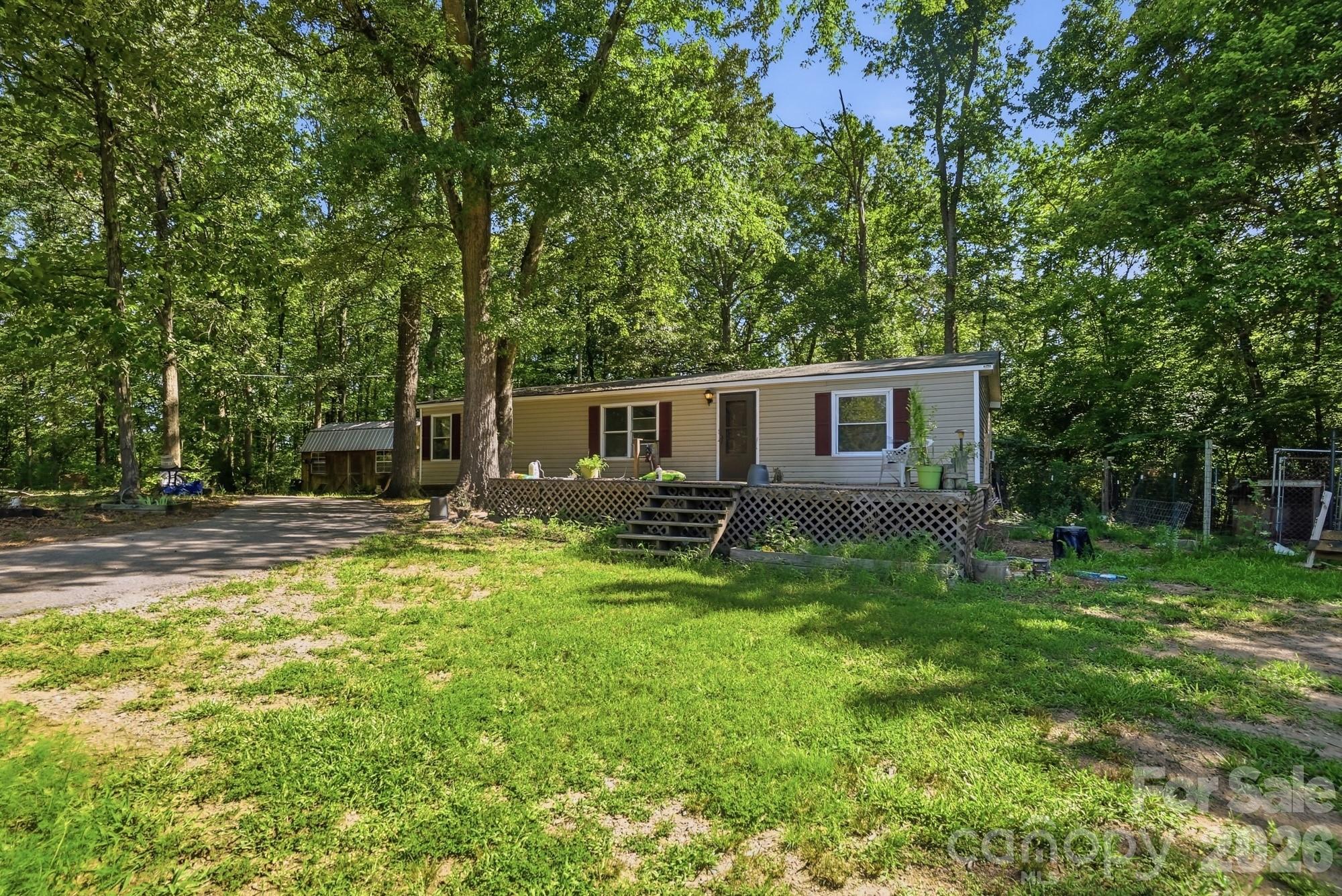 247 German Hill Road — Peachland