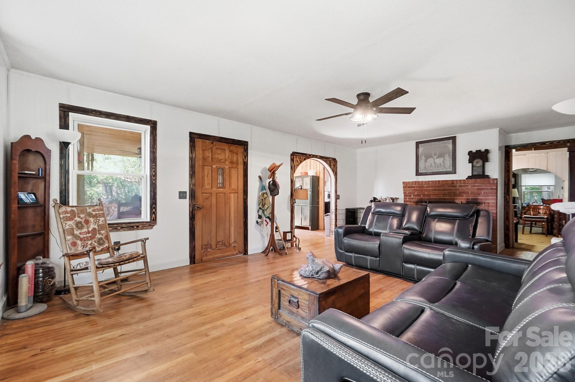 247 German Hill Road — Peachland