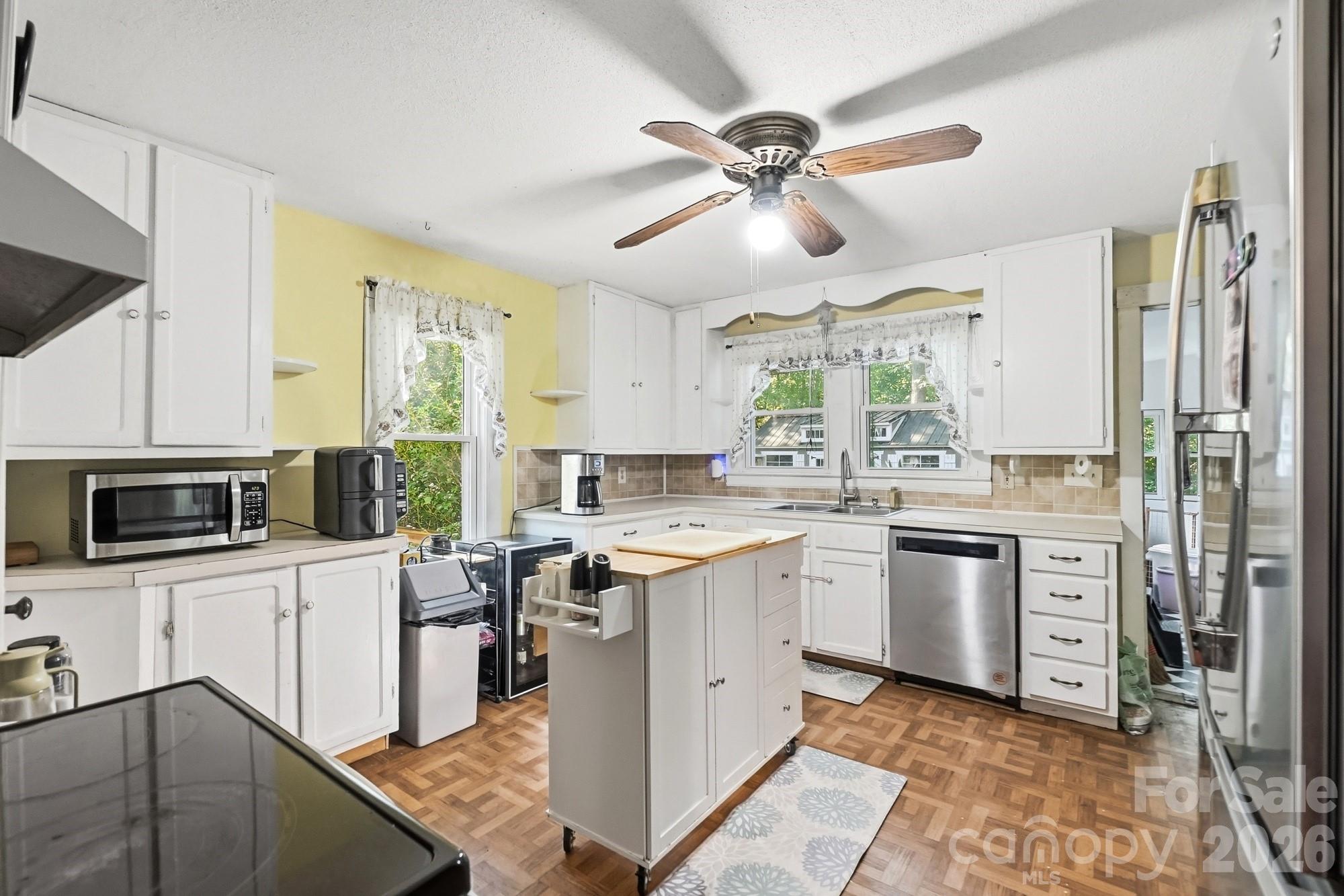 247 German Hill Road — Peachland