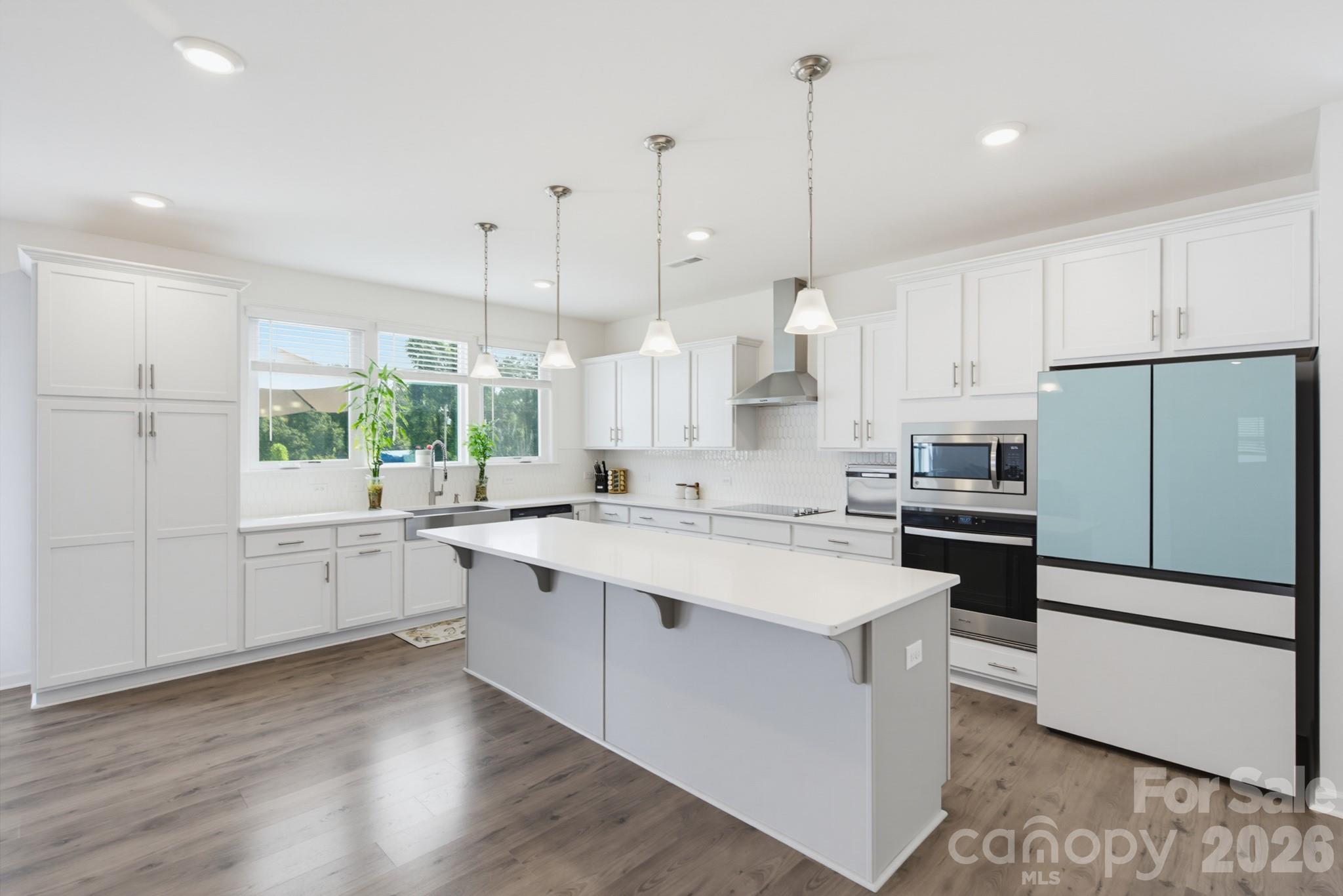 5016 Mooreland Oaks Way — Mount Holly