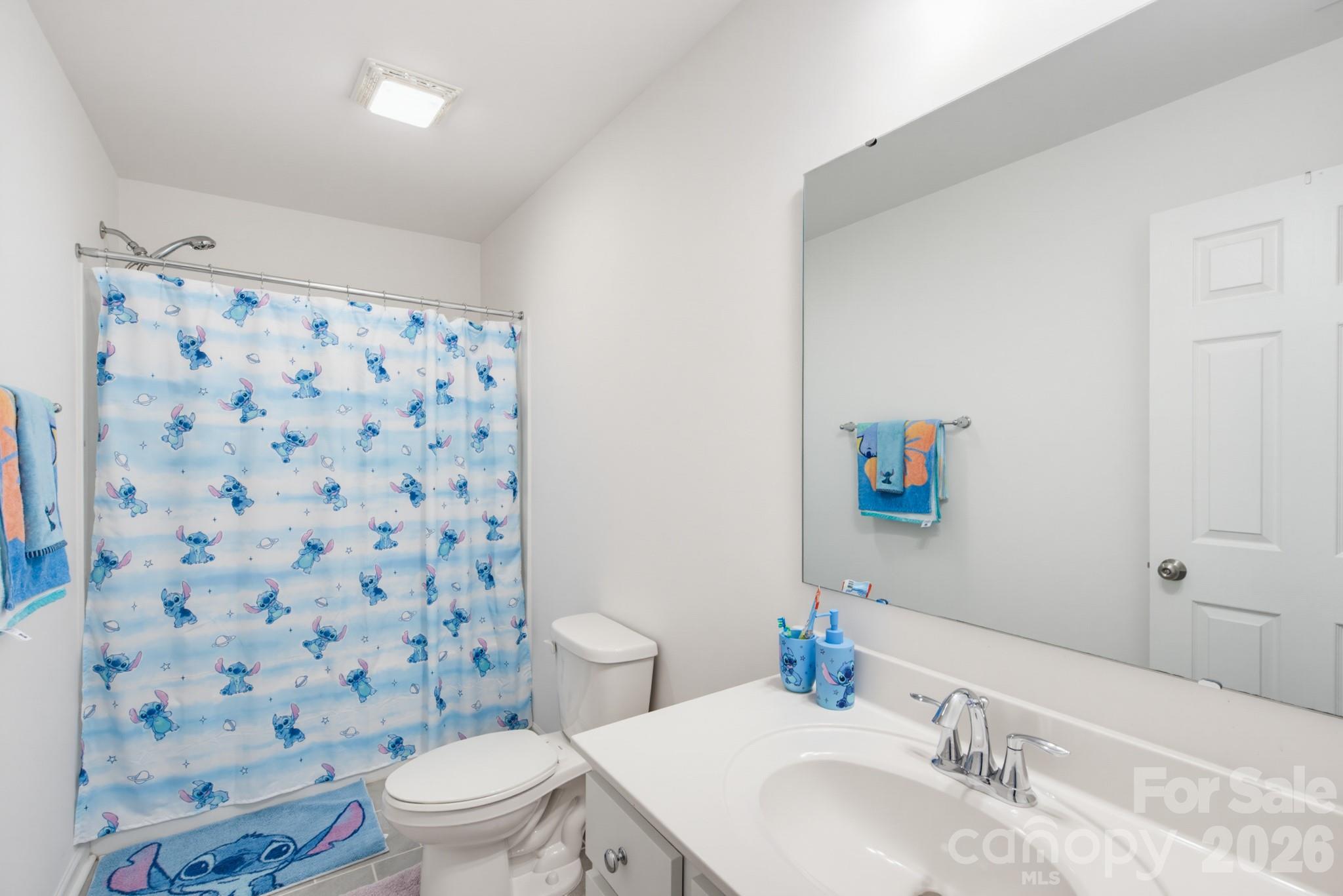 5016 Mooreland Oaks Way — Mount Holly