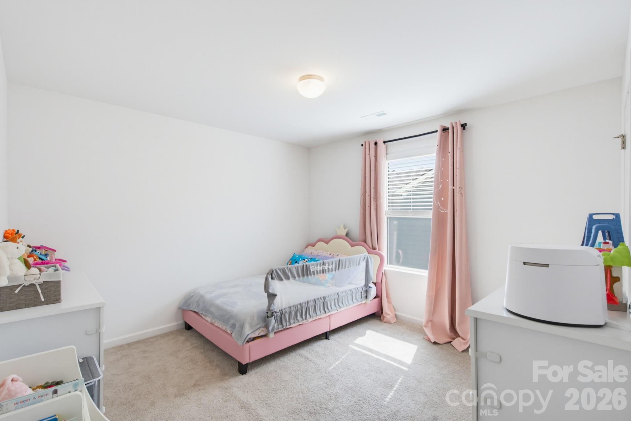 5016 Mooreland Oaks Way — Mount Holly