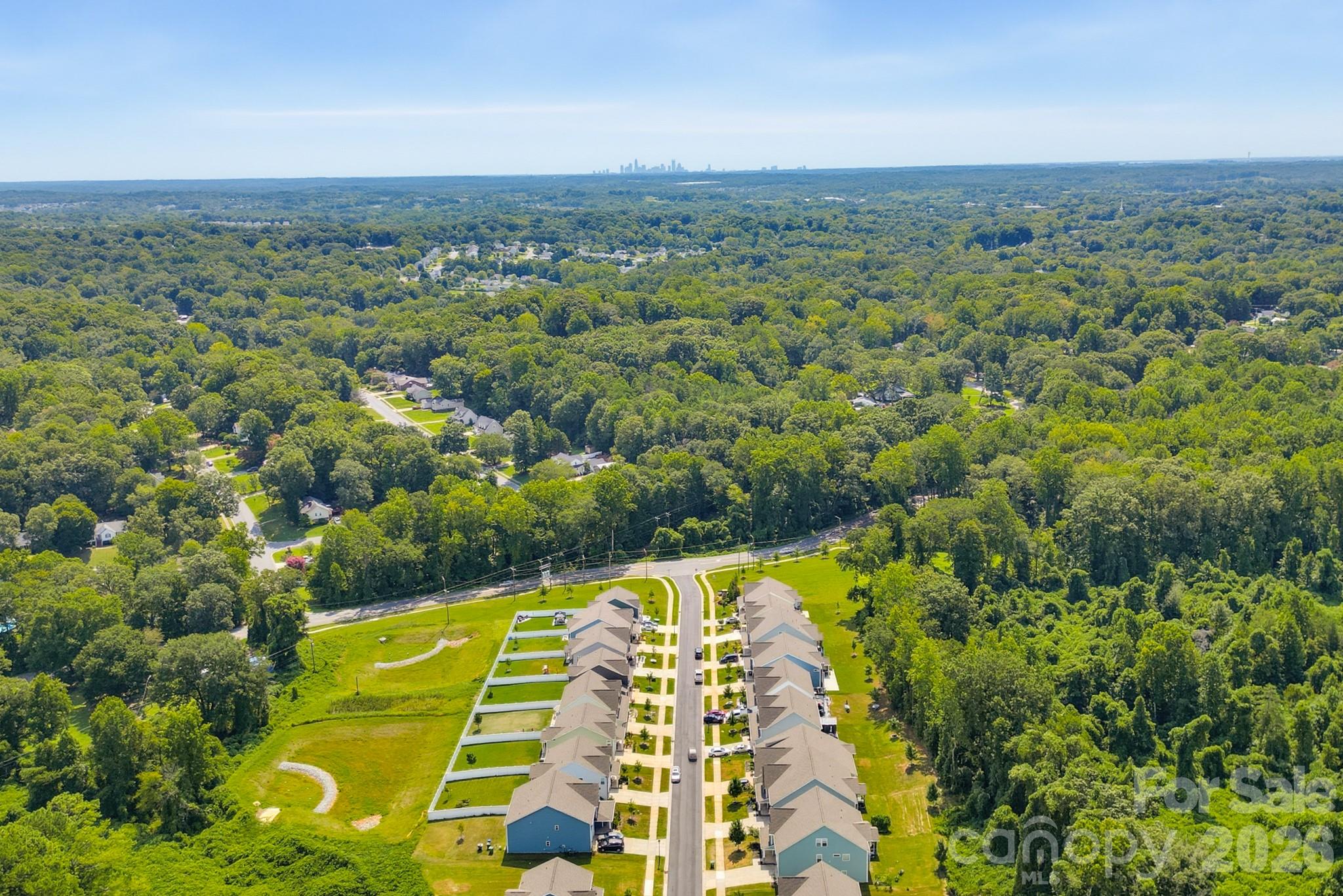 5016 Mooreland Oaks Way — Mount Holly