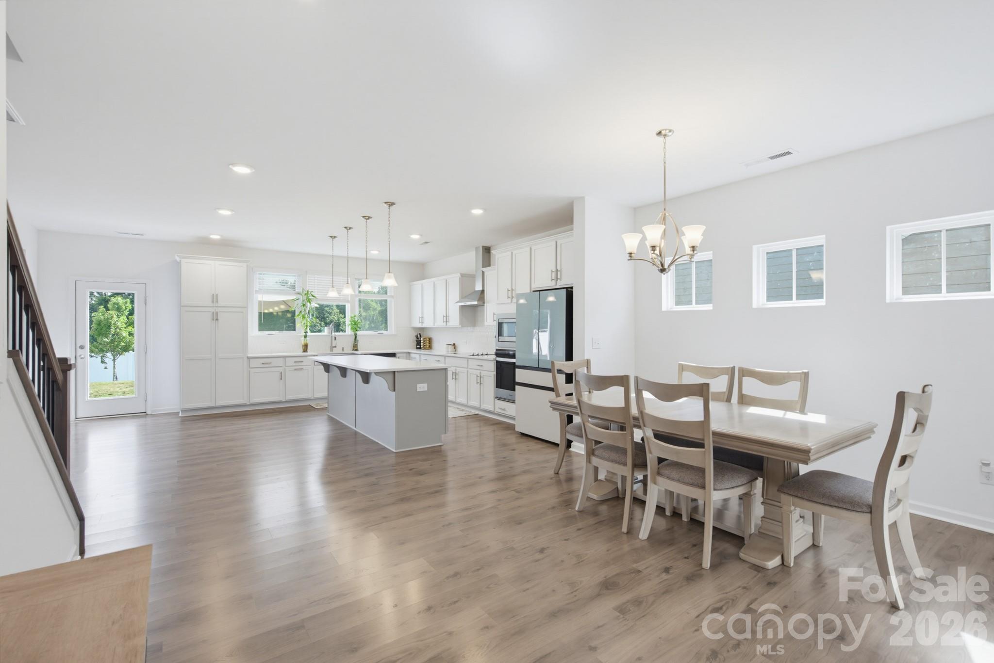 5016 Mooreland Oaks Way — Mount Holly