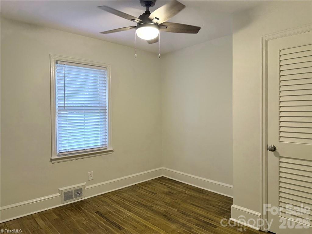 323 Western Boulevard — Lexington