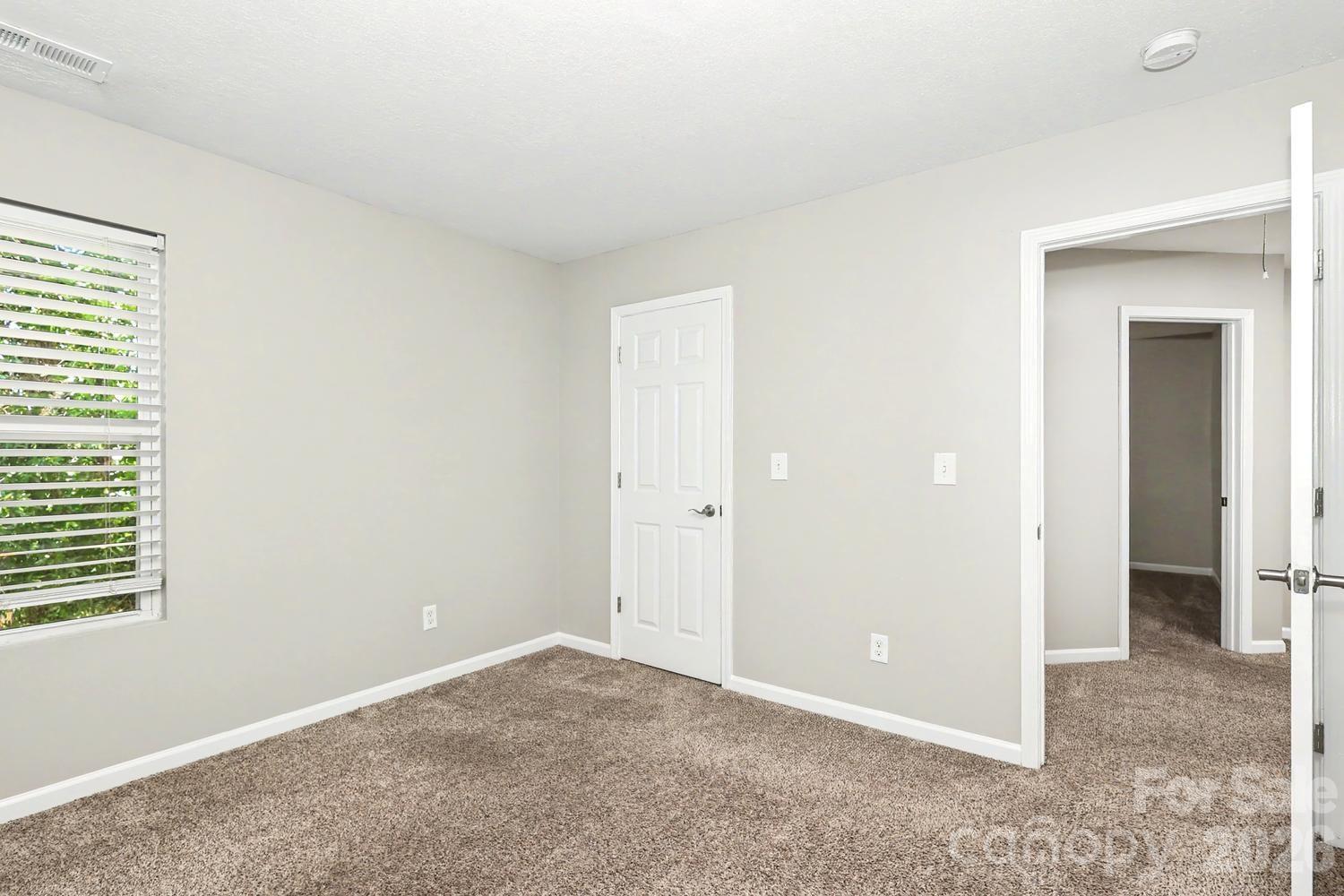 3219 Decapolis Drive — Charlotte
