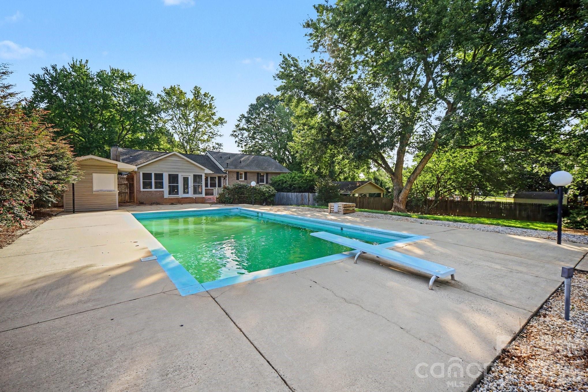 105 Windsong Court — Gastonia