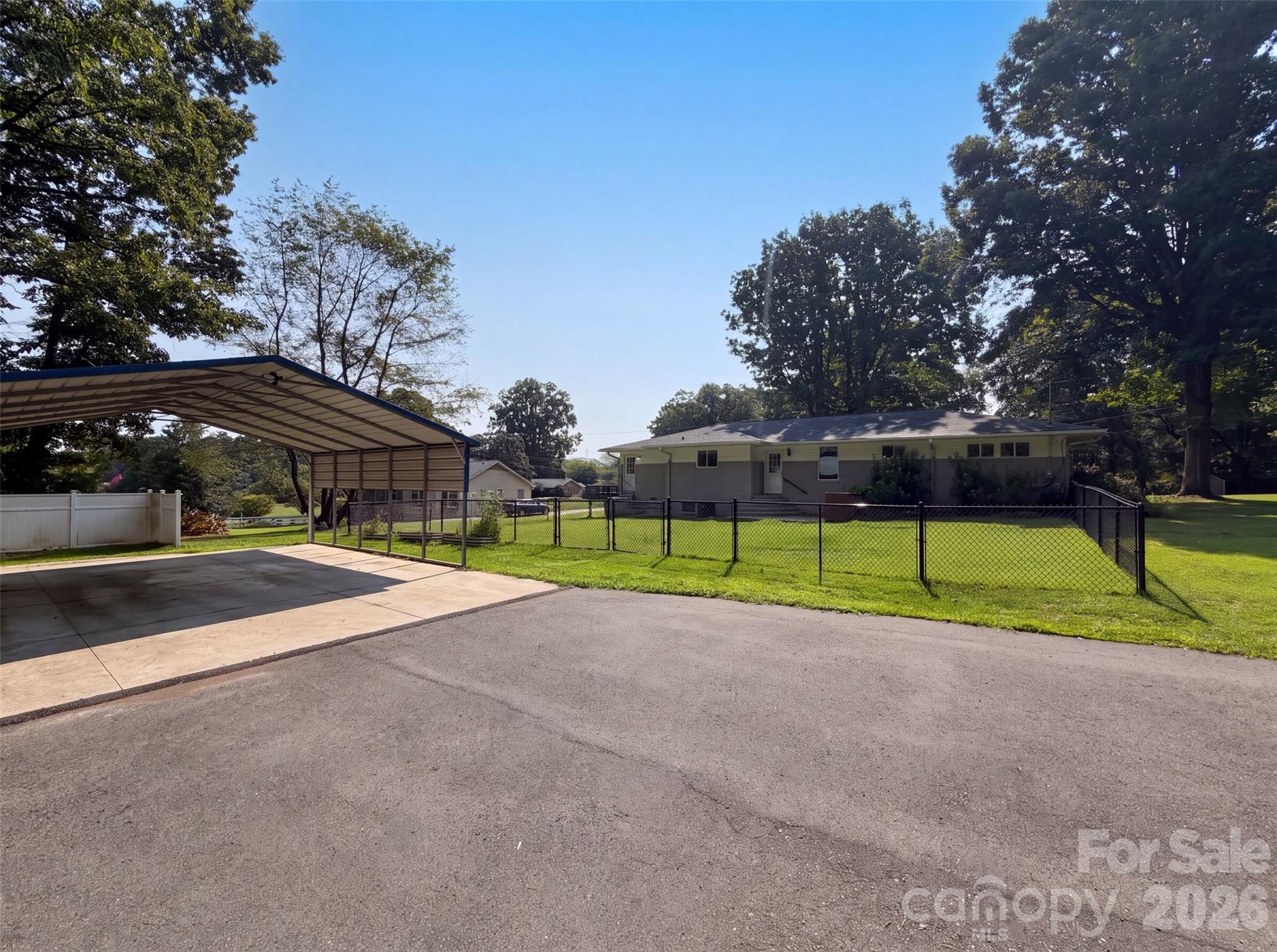 1605 Auten Road — Gastonia