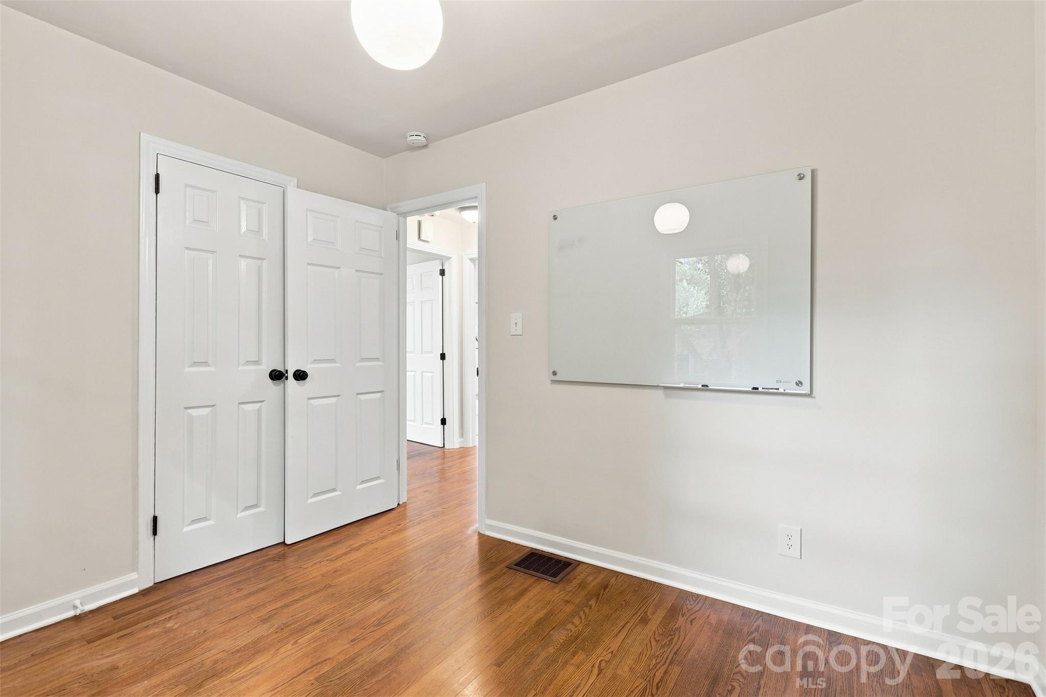 1815 Arnold Drive — Charlotte