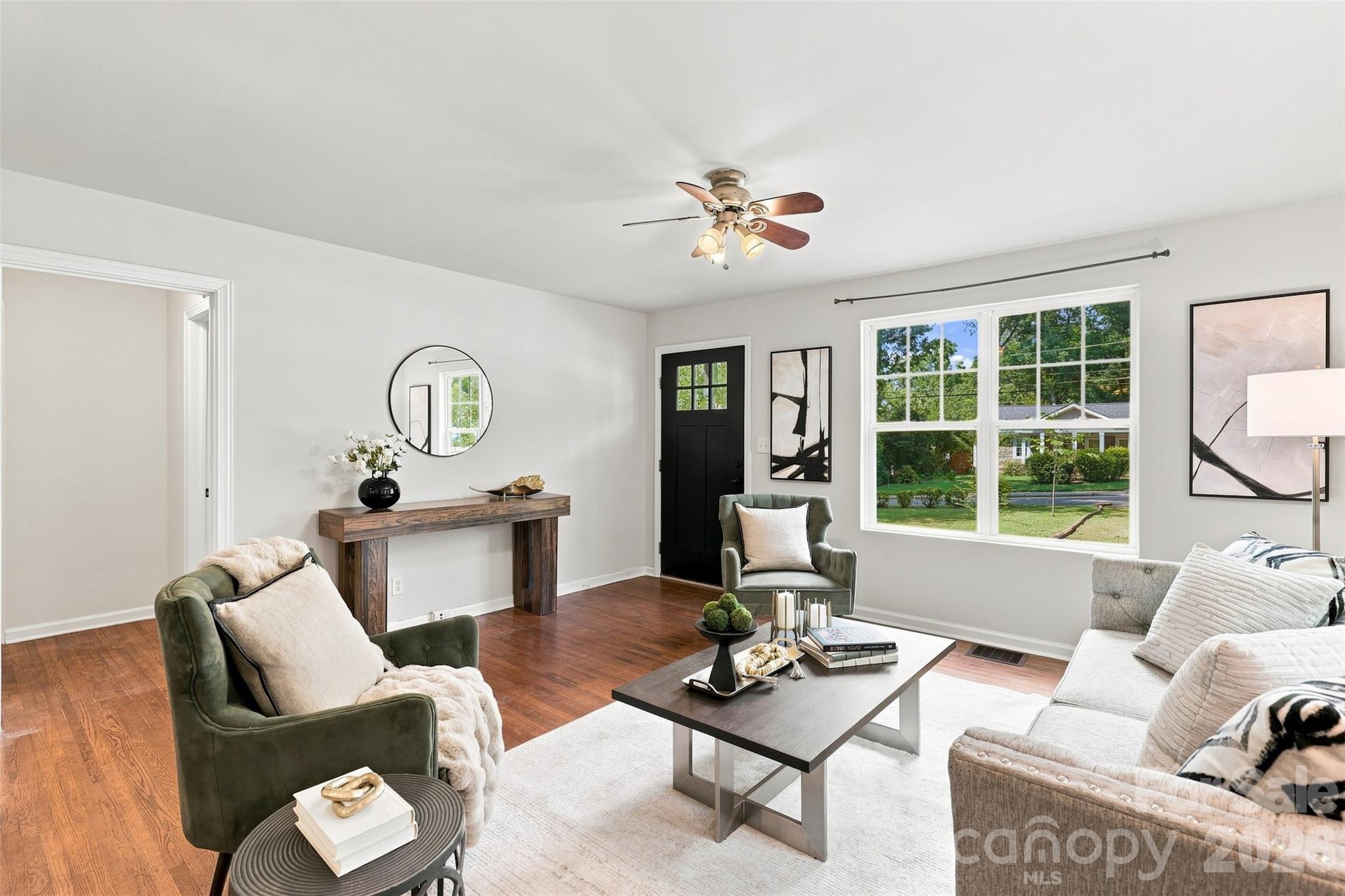 1815 Arnold Drive — Charlotte