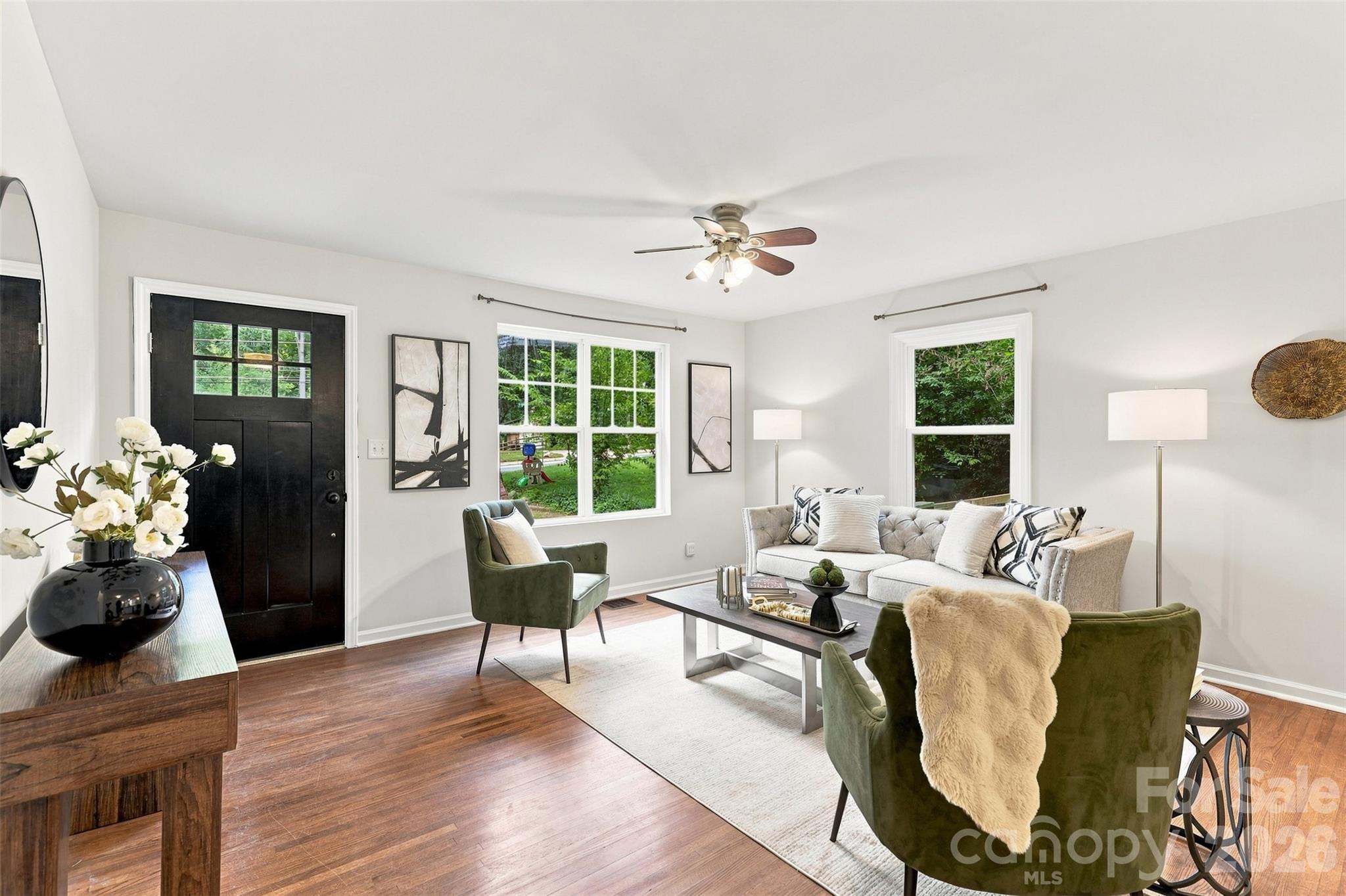 1815 Arnold Drive — Charlotte