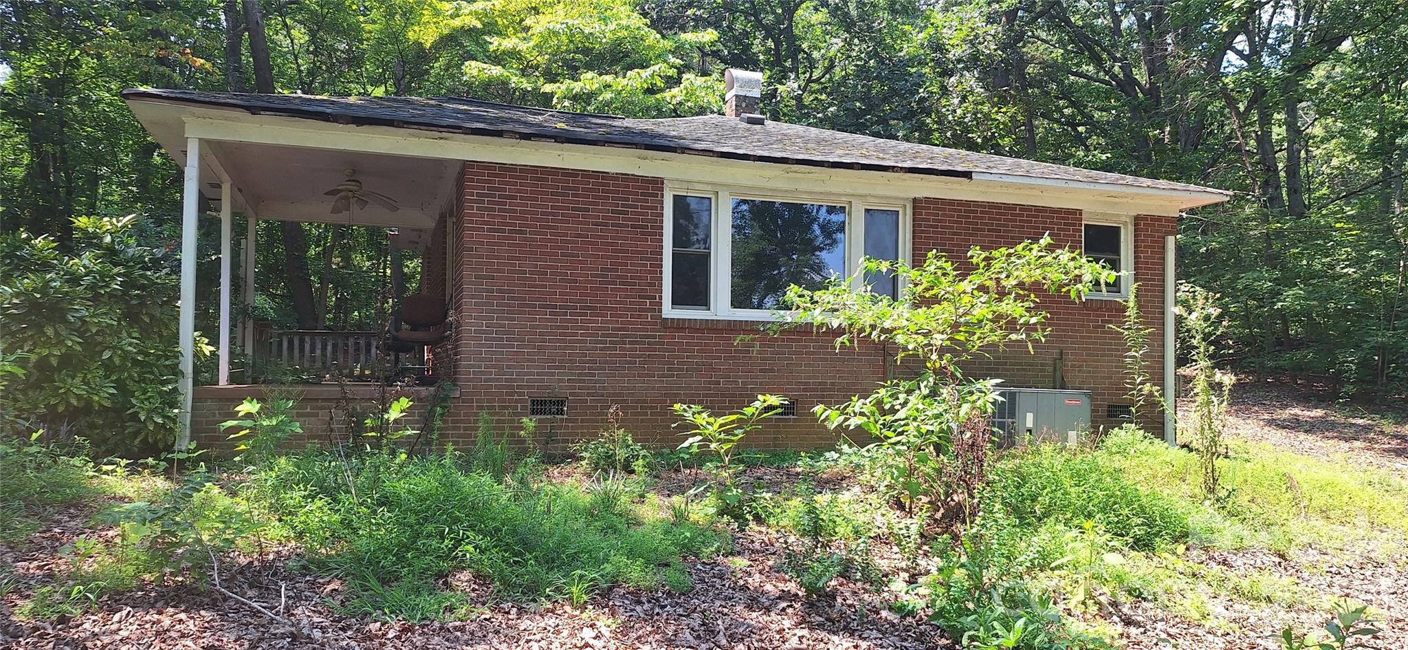 1036 Curve View Road — Lincolnton