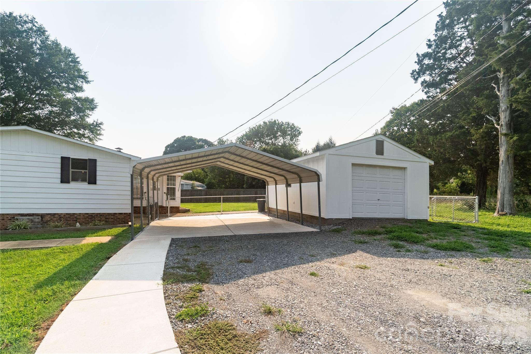 9606 Walkers Ferry Road — Charlotte