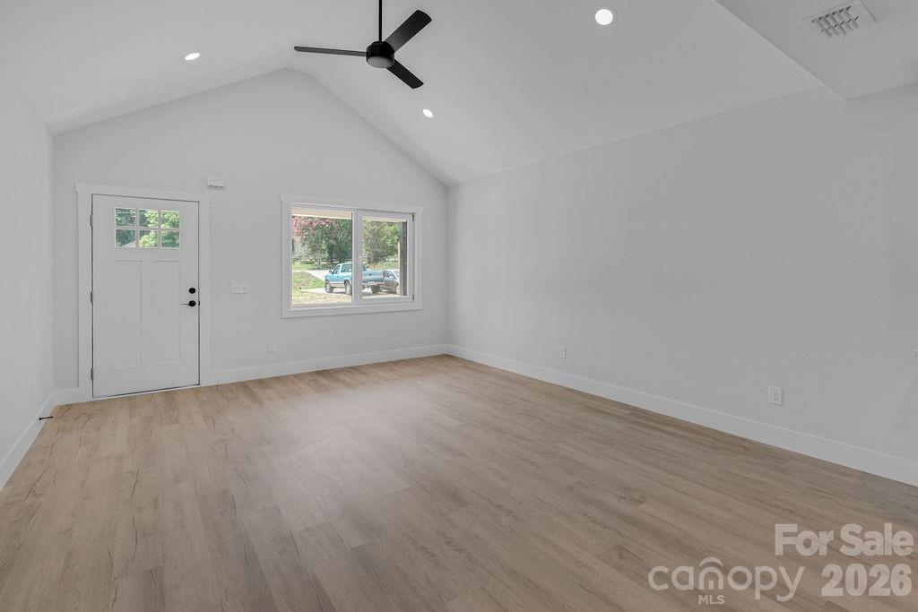 510 E Second Avenue — Gastonia