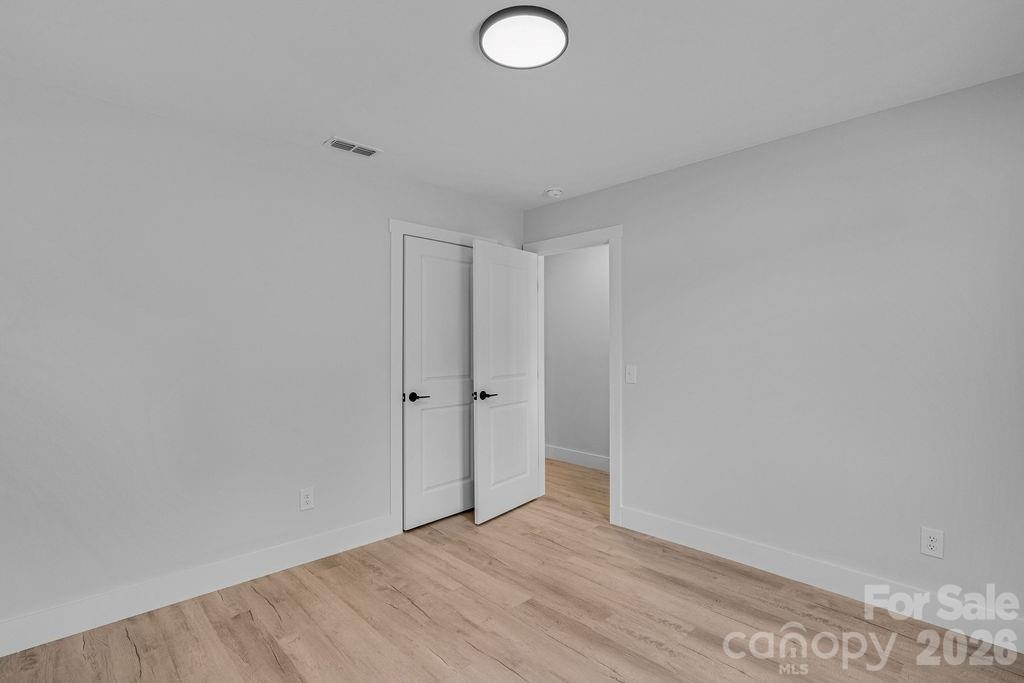 520 E Second Avenue — Gastonia