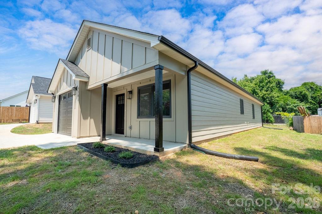 520 E Second Avenue — Gastonia