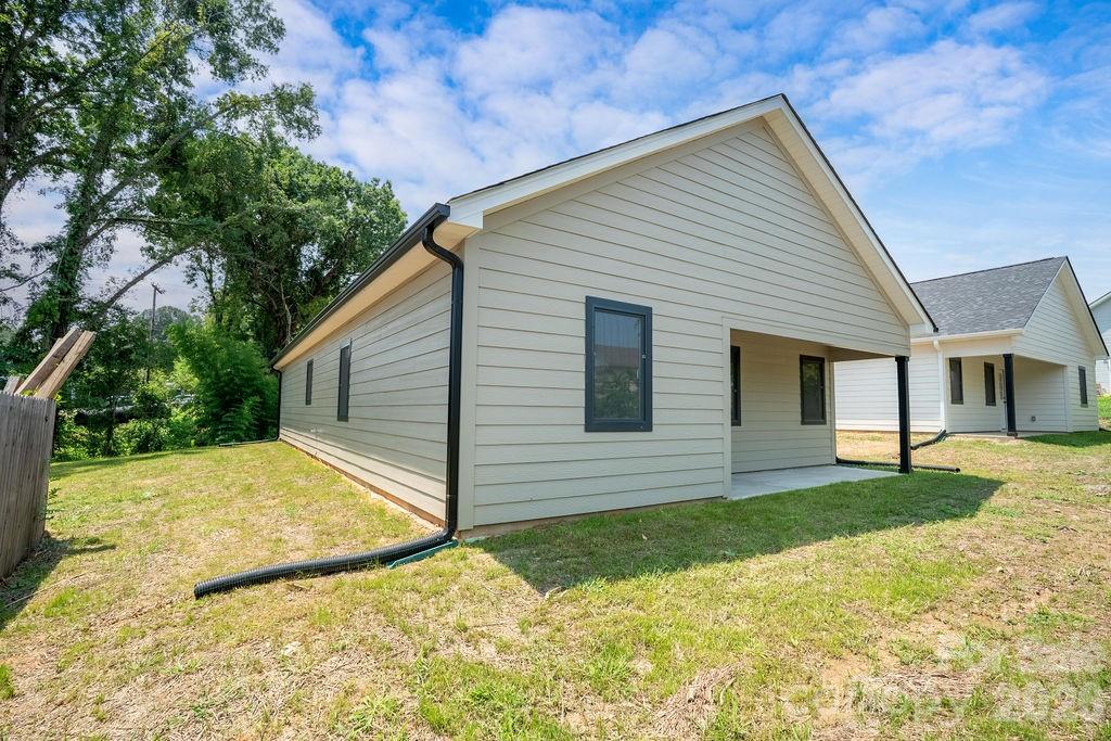 520 E Second Avenue — Gastonia