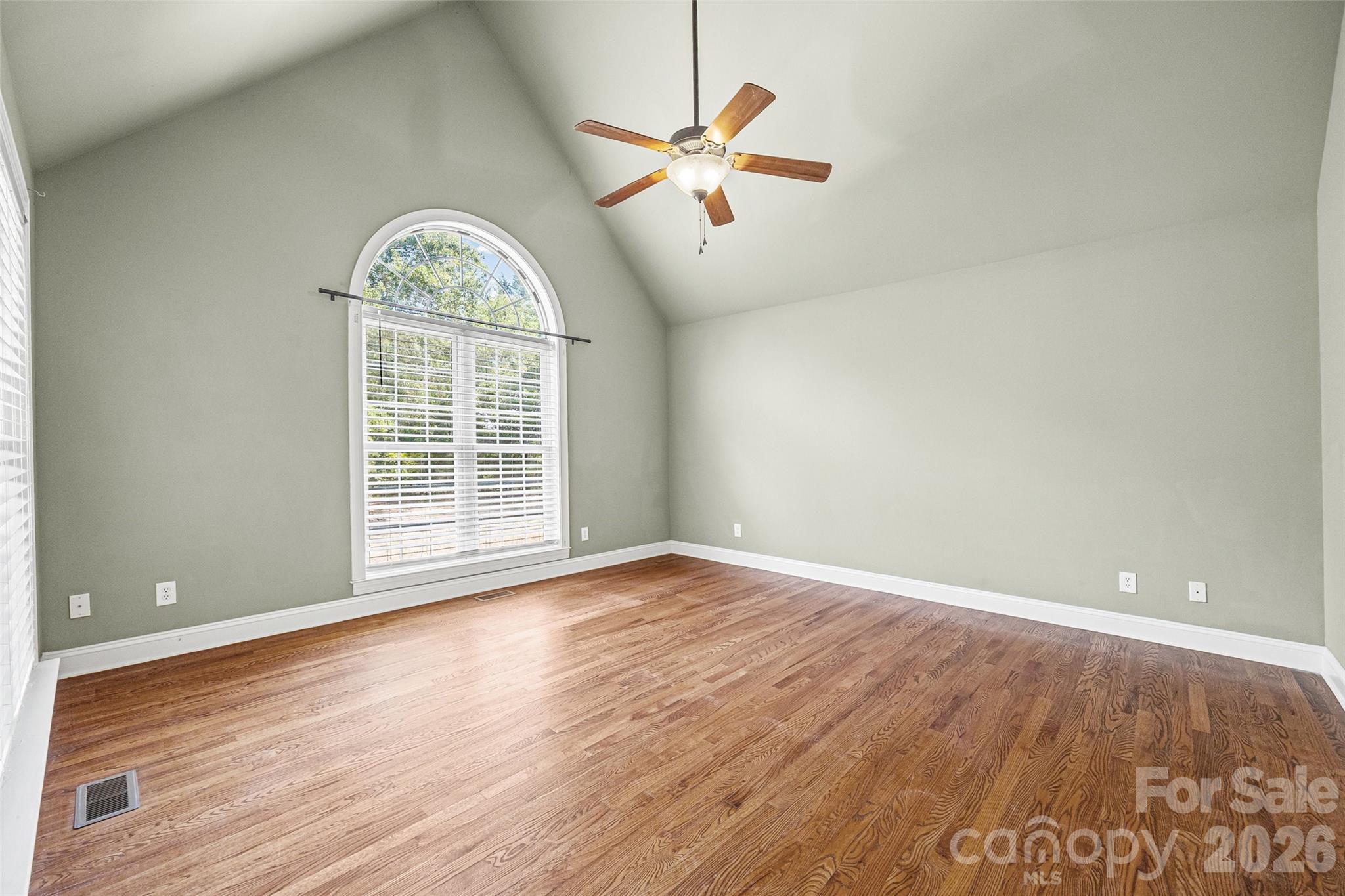 2229 Starnes Road — Edgemoor